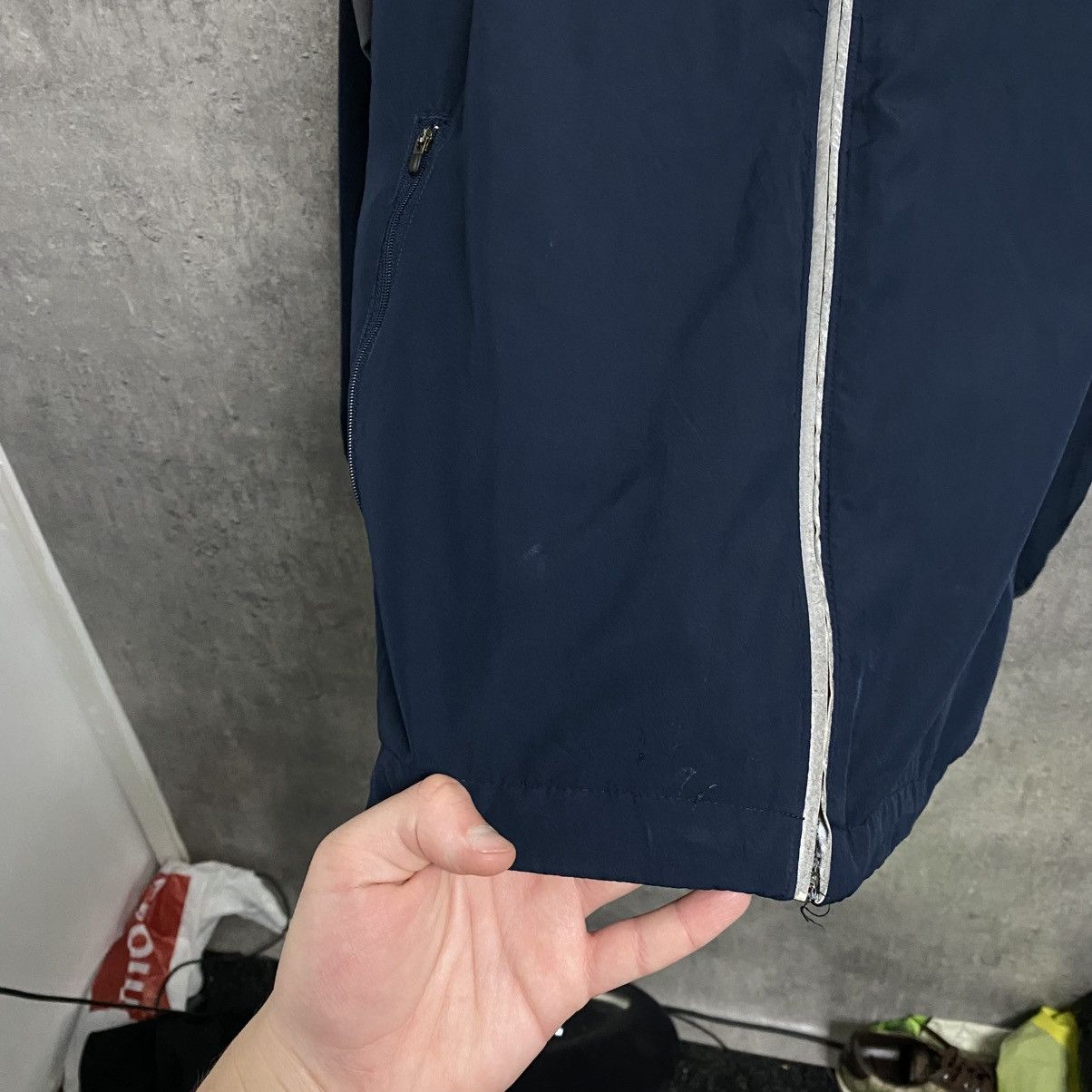 Nike Vintage 00s Nike Nylon Track Jacket Baggy Y2K Size US M / EU 48-50 / 2 - 6 Thumbnail