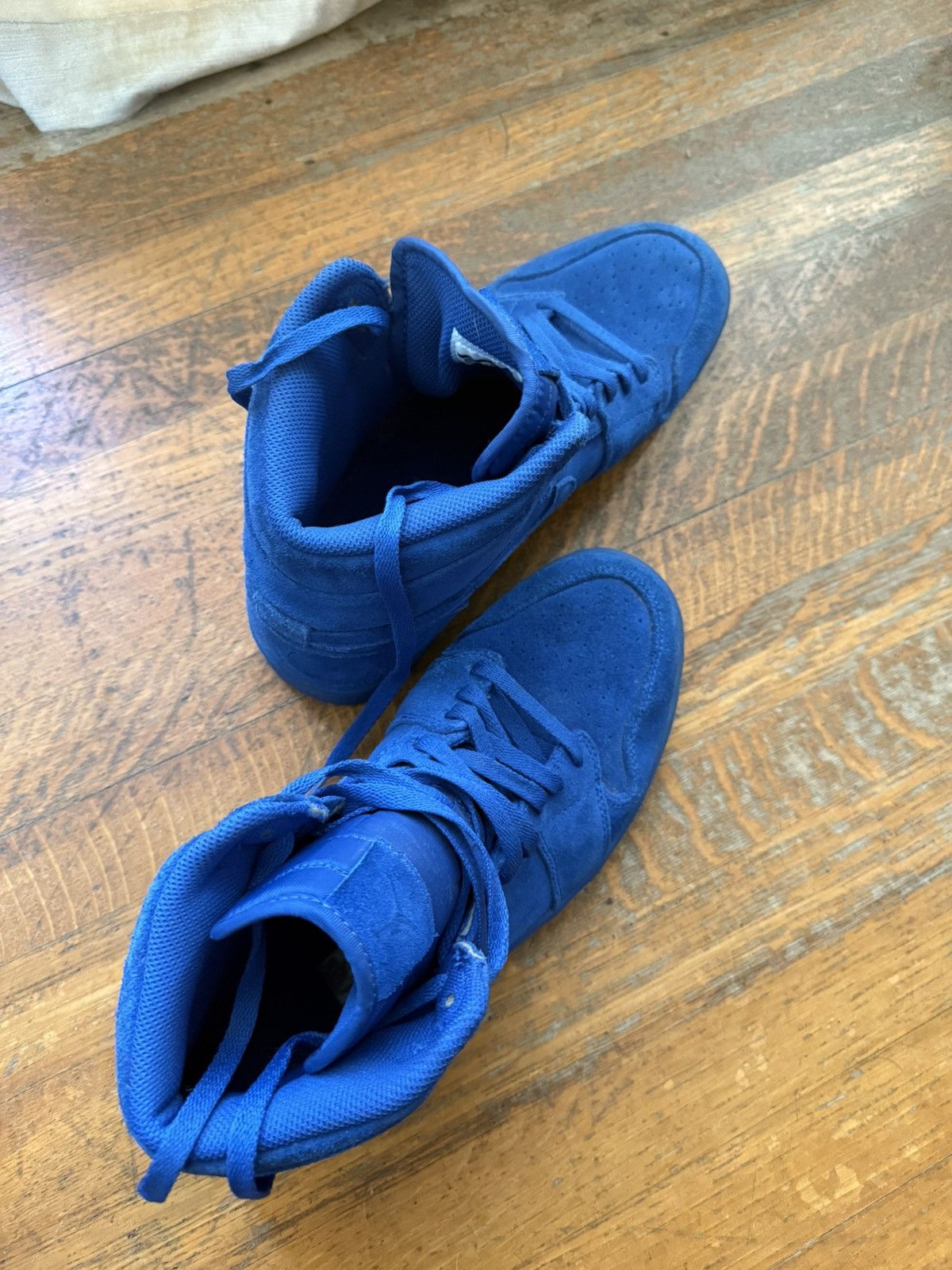 Jordan Brand × Nike Jordan 1 Retro Blue Suede Size US 10.5 / EU 43-44 - 5 Thumbnail