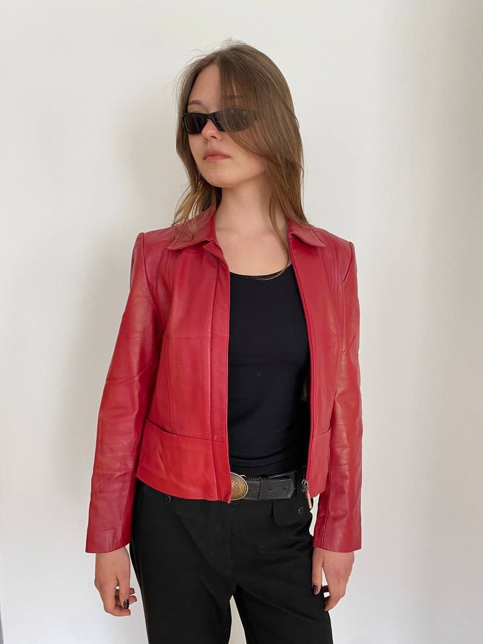 Vintage Vintage red leather tight jacket Size S / US 4 / IT 40 - 2 Thumbnail