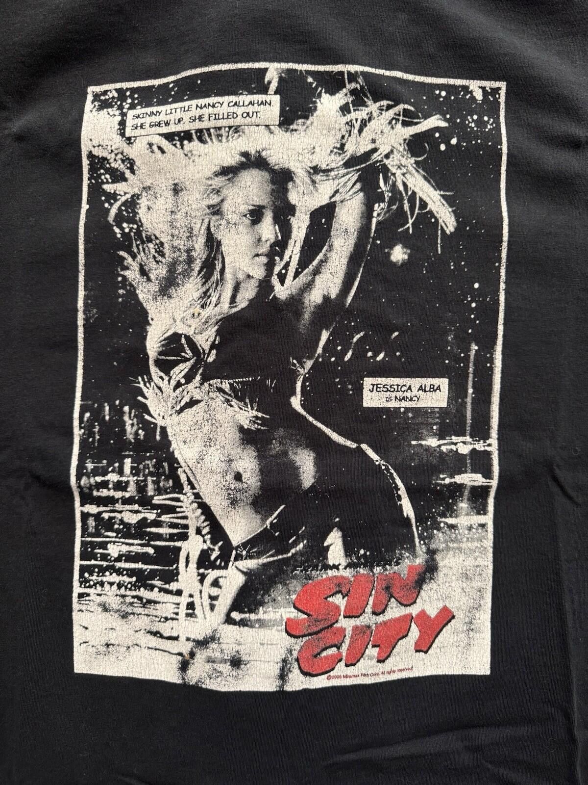 Vintage Vintage 2005 Y2K Sin City Movie T-Shirt Jessica Alba Nancy Size ONE SIZE - 3 Thumbnail