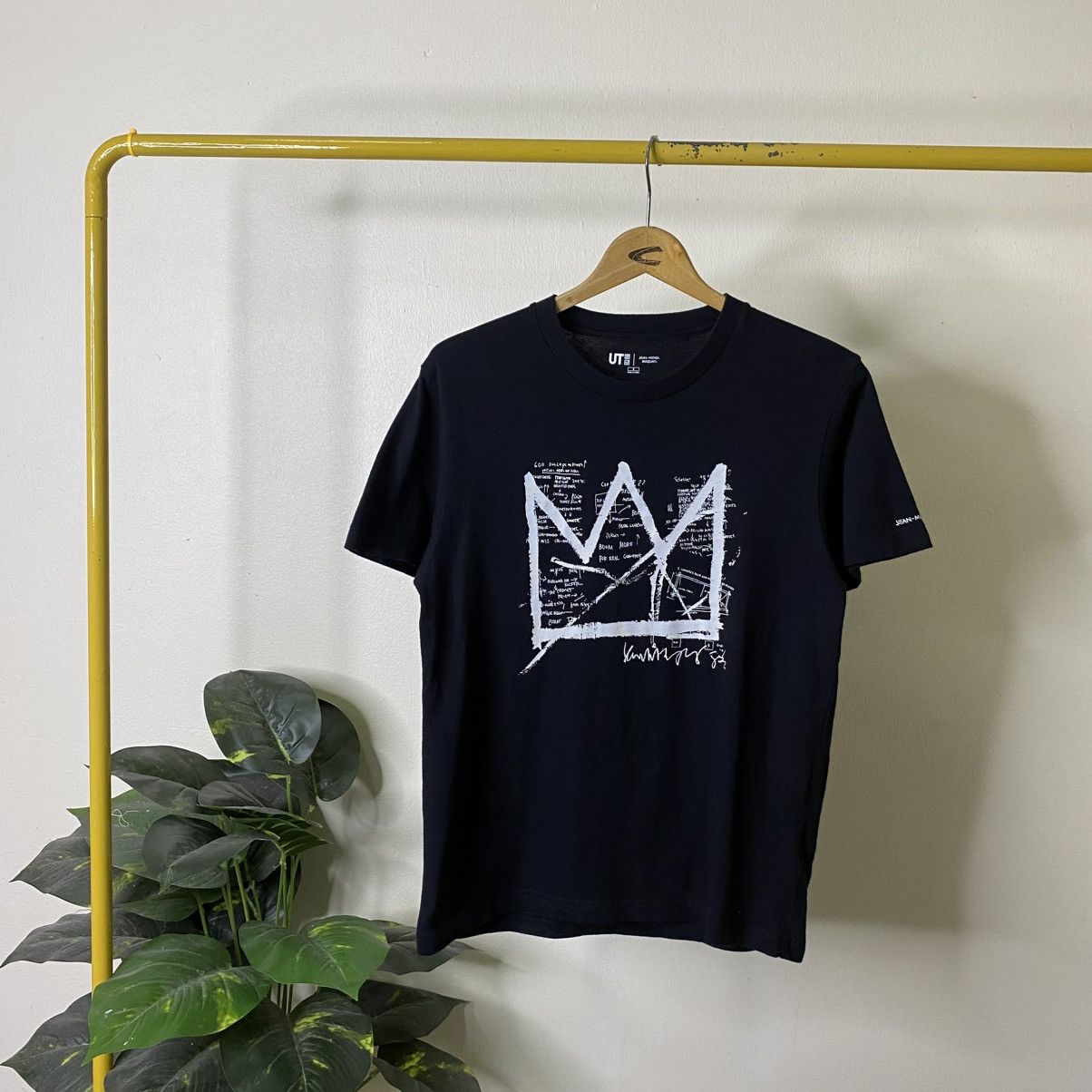 Jean-Michel Basquiat Uniqlo UT x JMB Artwork Collaboration T Shirt Size US M / EU 48-50 / 2 - 1 Thumbnail