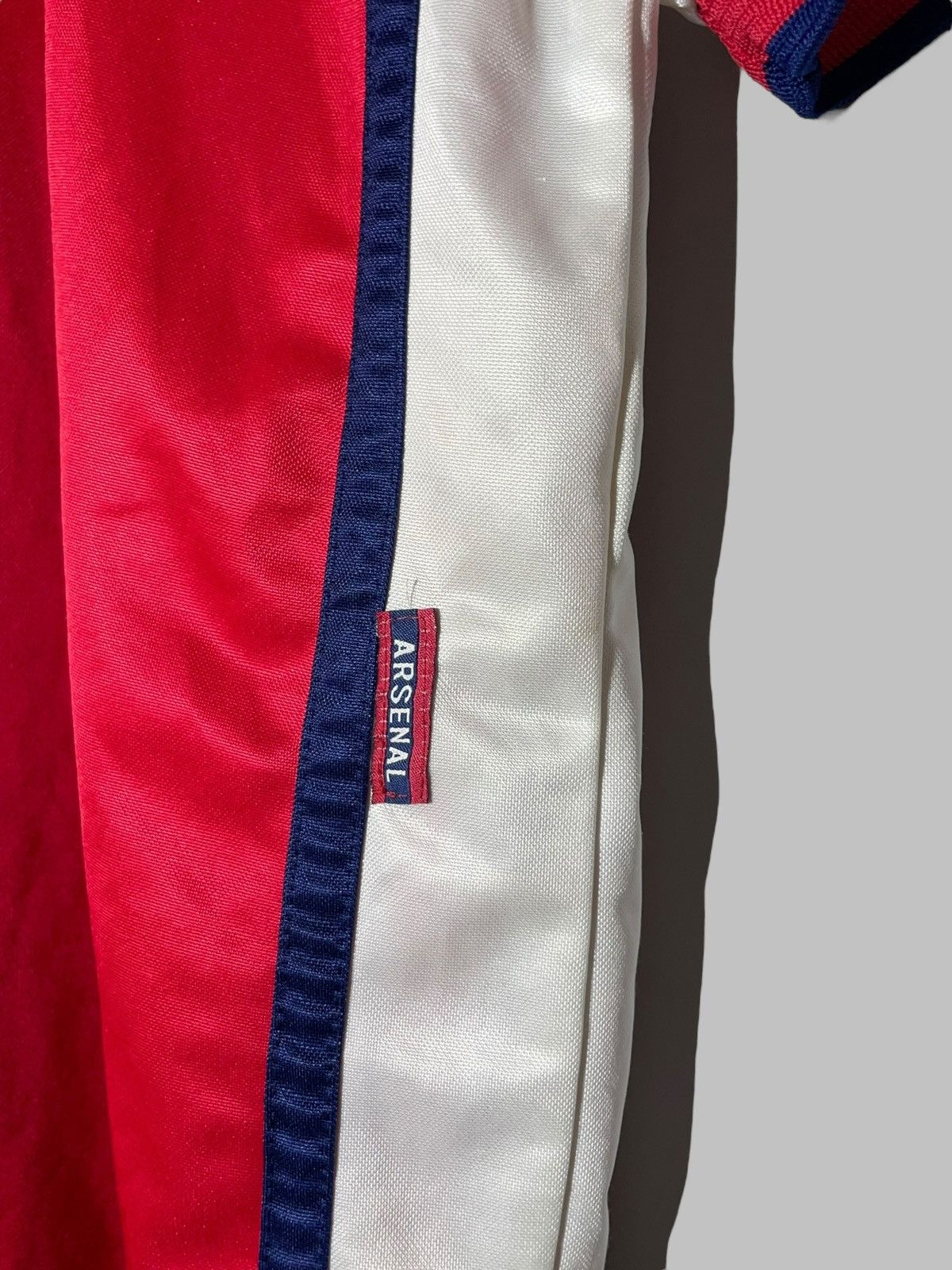 Nike × Vintage Arsenal FC Nike 1999/02 Vintage Home Football Shirt Size US L / EU 52-54 / 3 - 16 Thumbnail