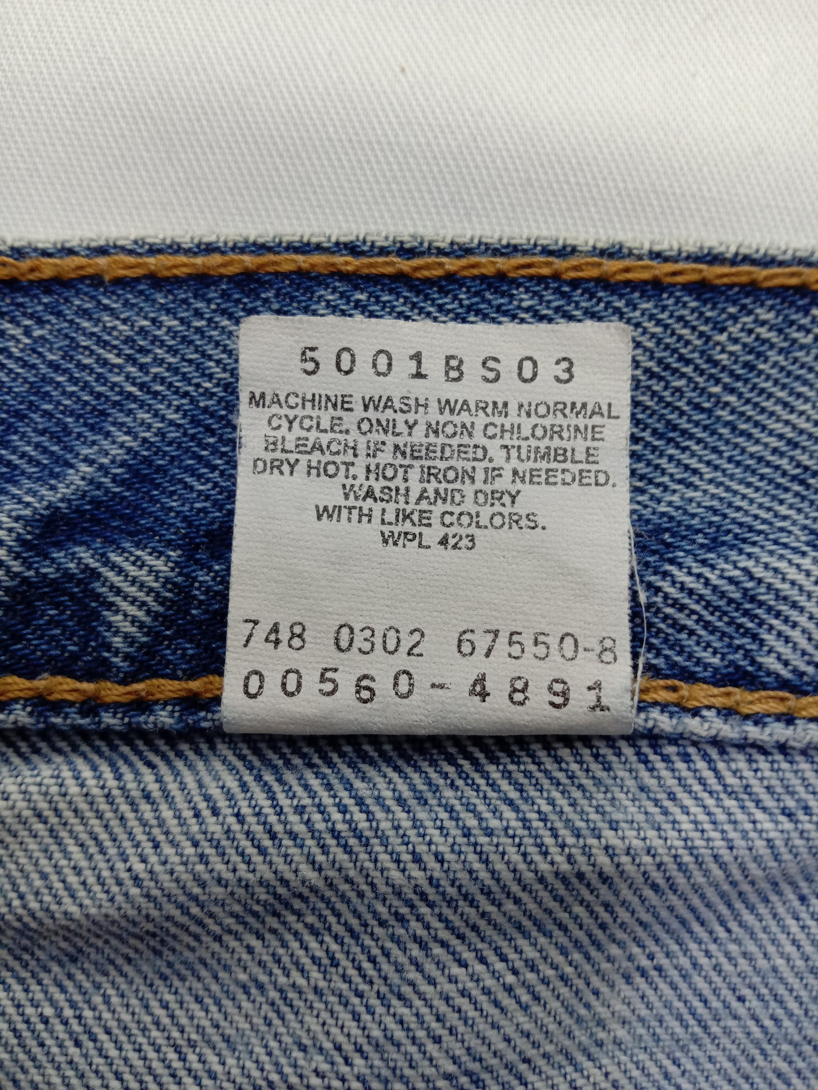 Levi's Vintage Levi's 560 Jeans Loose Fit Tapered Leg Denim Size US 31 - 12 Thumbnail