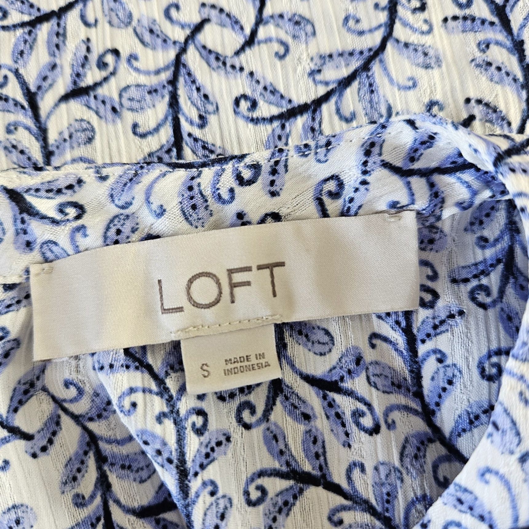 Loft Ann Taylor LOFT Womens Printed Top Sz Small Blue White Long Sleeve Blouse Shirt Size S / US 4 / IT 40 - 5 Thumbnail
