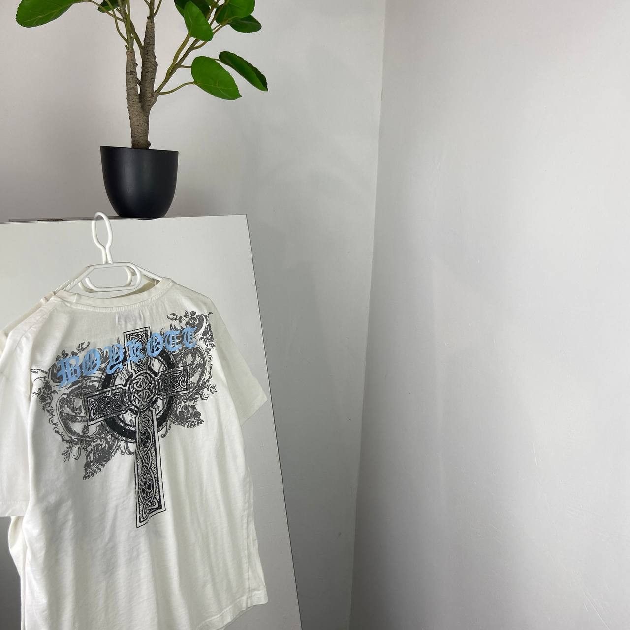 Vintage Vintage Overprint Y2K Japanese Style T-Shirt Size US L / EU 52-54 / 3 - 1 Thumbnail