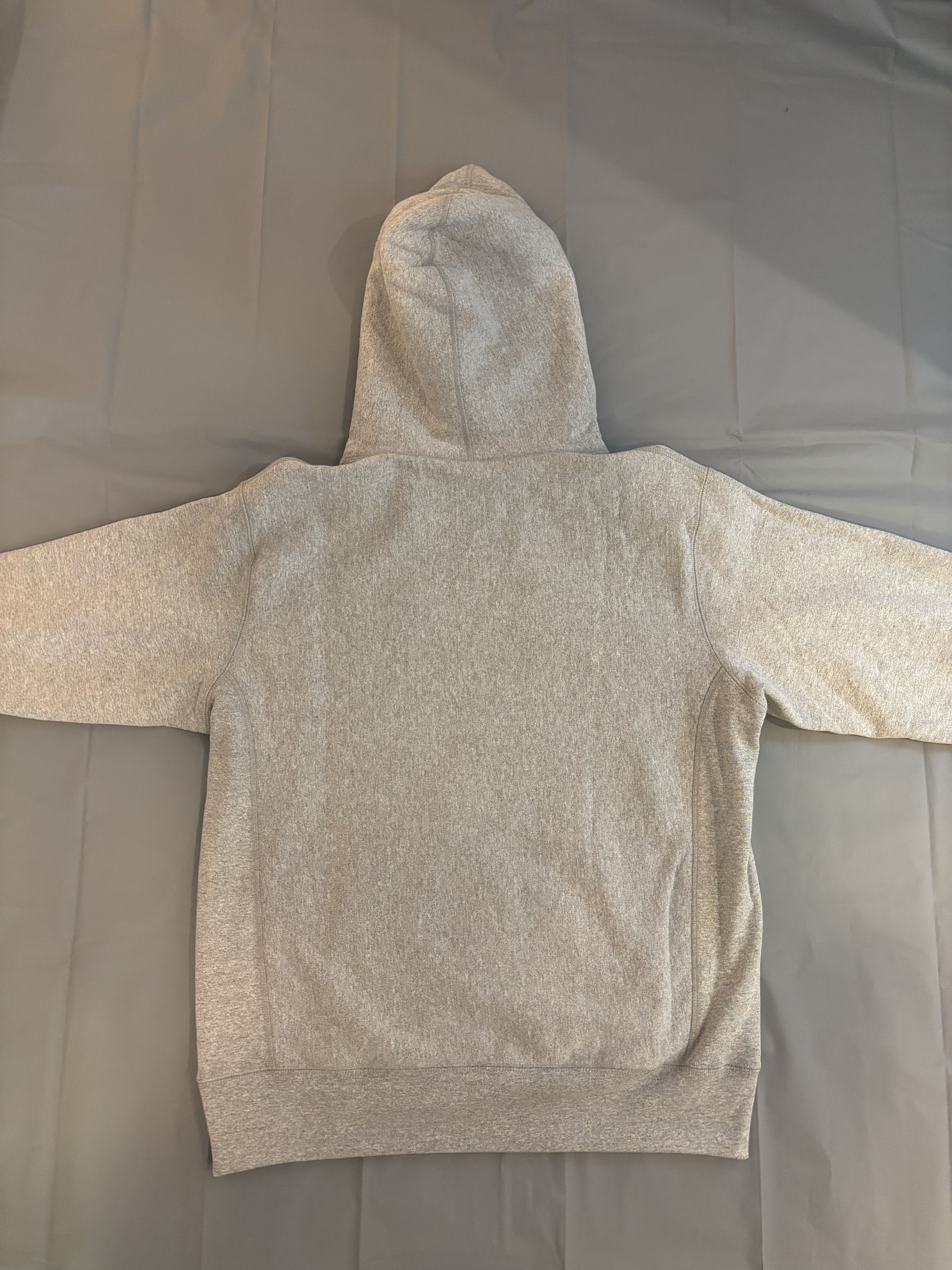 Supreme Sweat à capuche Supreme gris logo orange en tbe Size US L / EU 52-54 / 3 - 14 Thumbnail