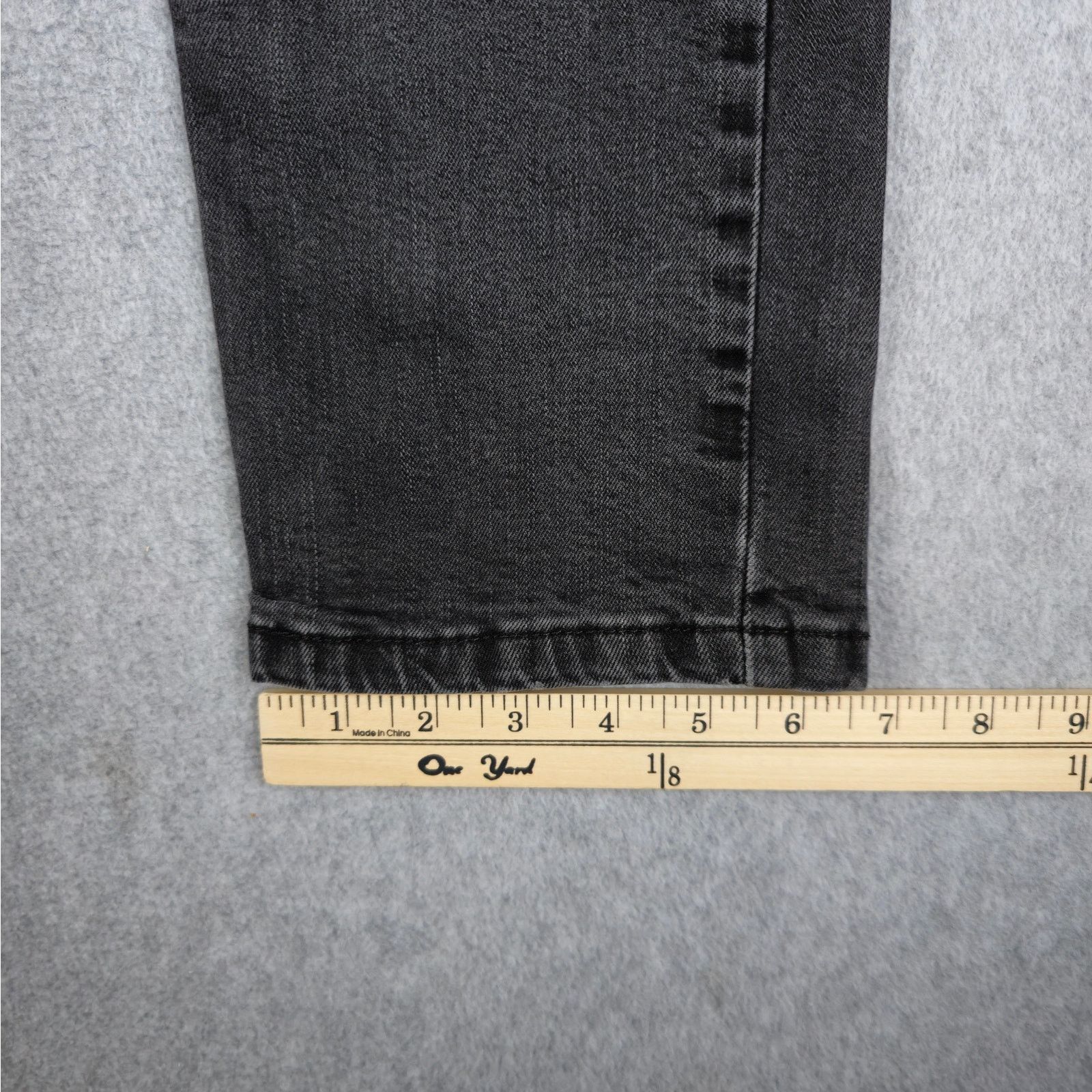 Levi's Levi's 514 Mens 27x28 Black Straight Fit Jeans Size US 27 - 15 Thumbnail