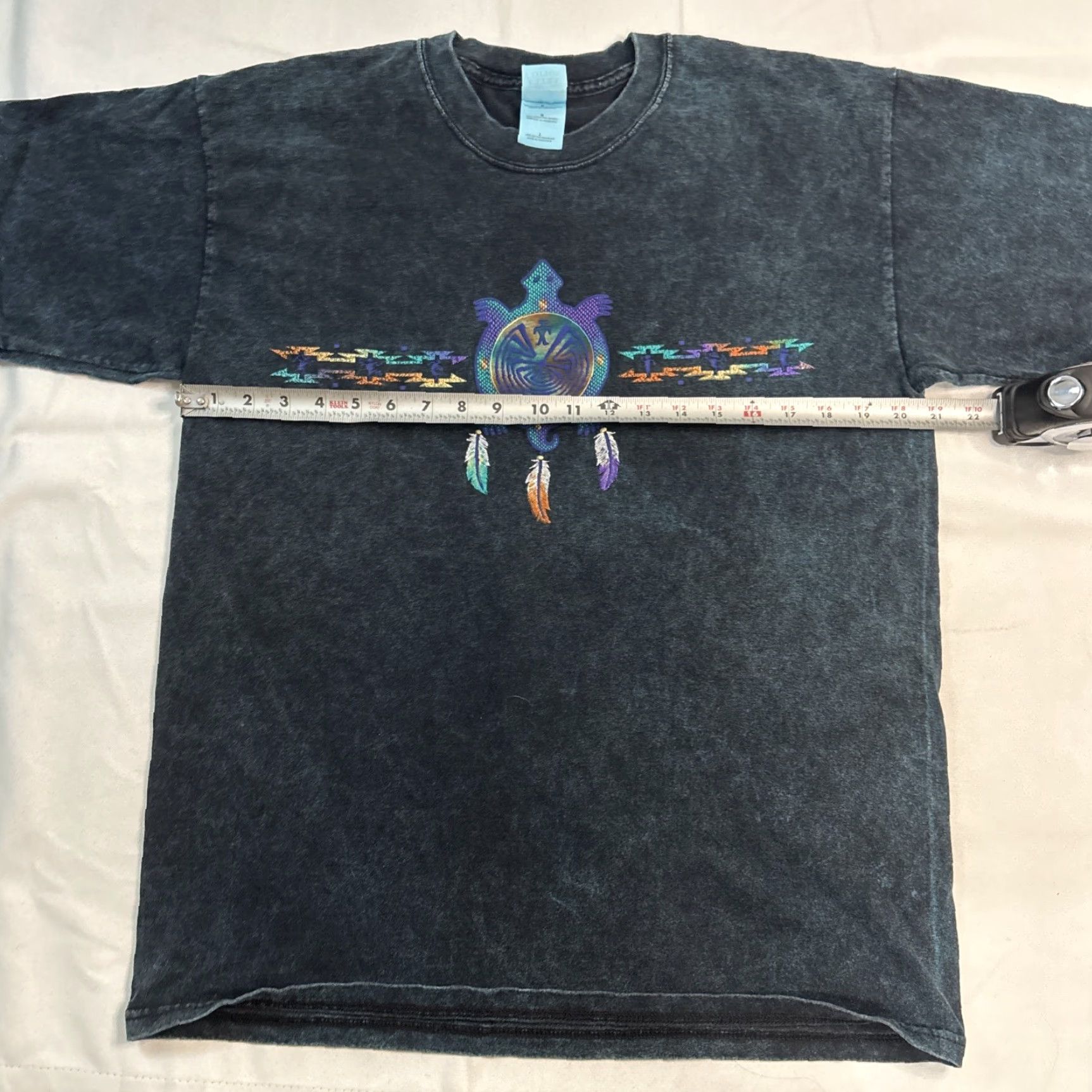 Gildan VINTAGE Unisex Dream Catcher Turtle Shirt Blue Acid Stone Wash Crew Neck Large Shirt Womens Mens Size US L / EU 52-54 / 3 - 4 Thumbnail