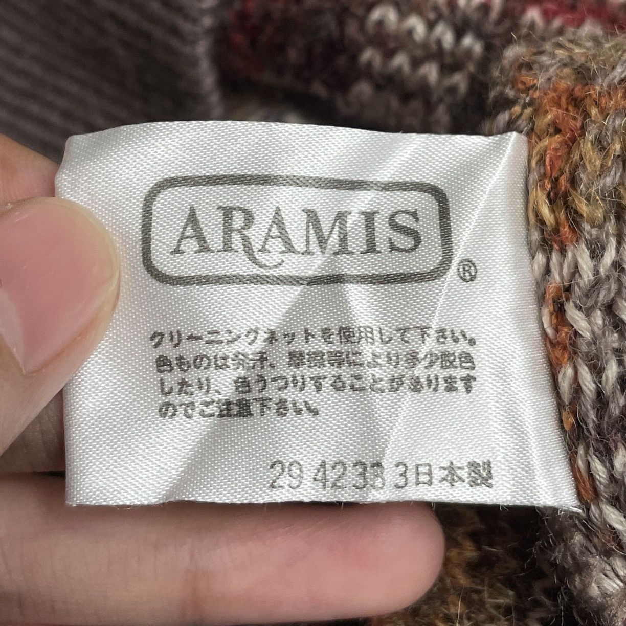Vintage Vintage Brand Aramis Aoudima Mohair Knitwear Vest 1990s Size US L / EU 52-54 / 3 - 10 Thumbnail