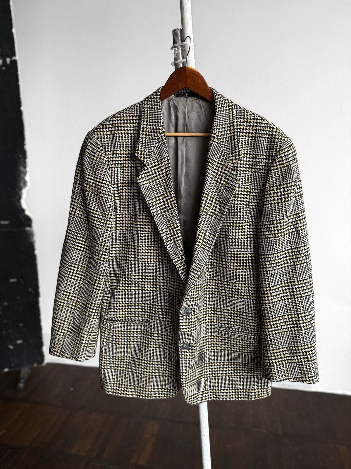 Valentino Valentino Mens Vintage Beige Houndstooth Check Wool Blazer Size 44S - 1 Thumbnail