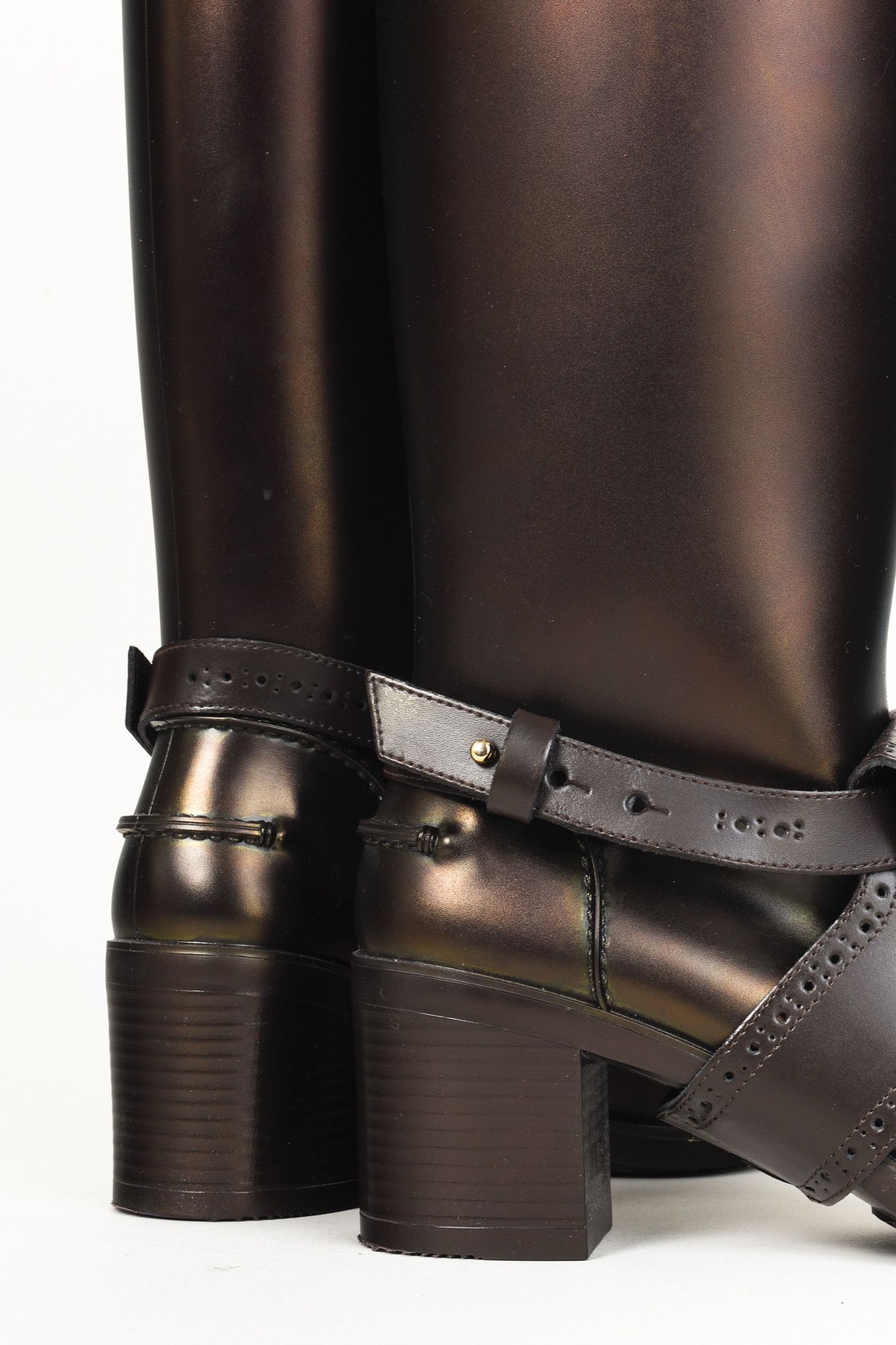 Salvatore Ferragamo Salvatore Ferragamo Tahla Iridescent Rubber High Rain Boots Size US 5 / IT 35 - 7 Thumbnail