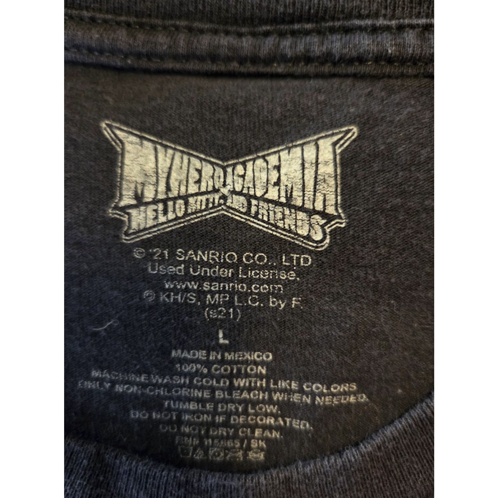 Vintage My Hero Academia Hello Kitty and Friends Graphic Black T-Shirt Unisex Adults L Size US L / EU 52-54 / 3 - 2 Thumbnail