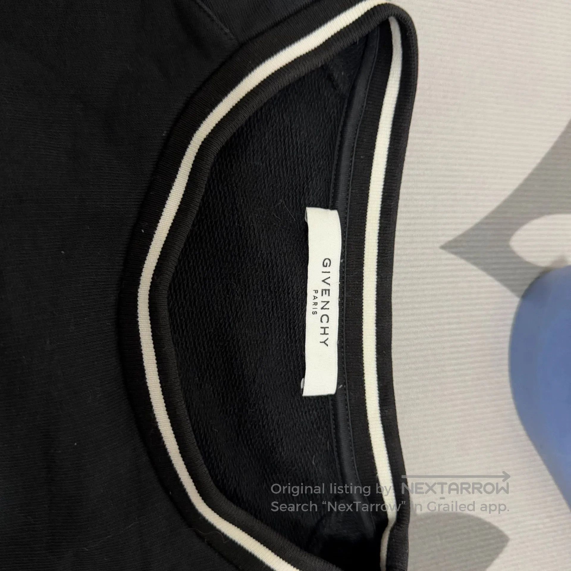 Givenchy black givenchy sweatshirt with white stripes. Size US XL / EU 56 / 4 - 4 Thumbnail