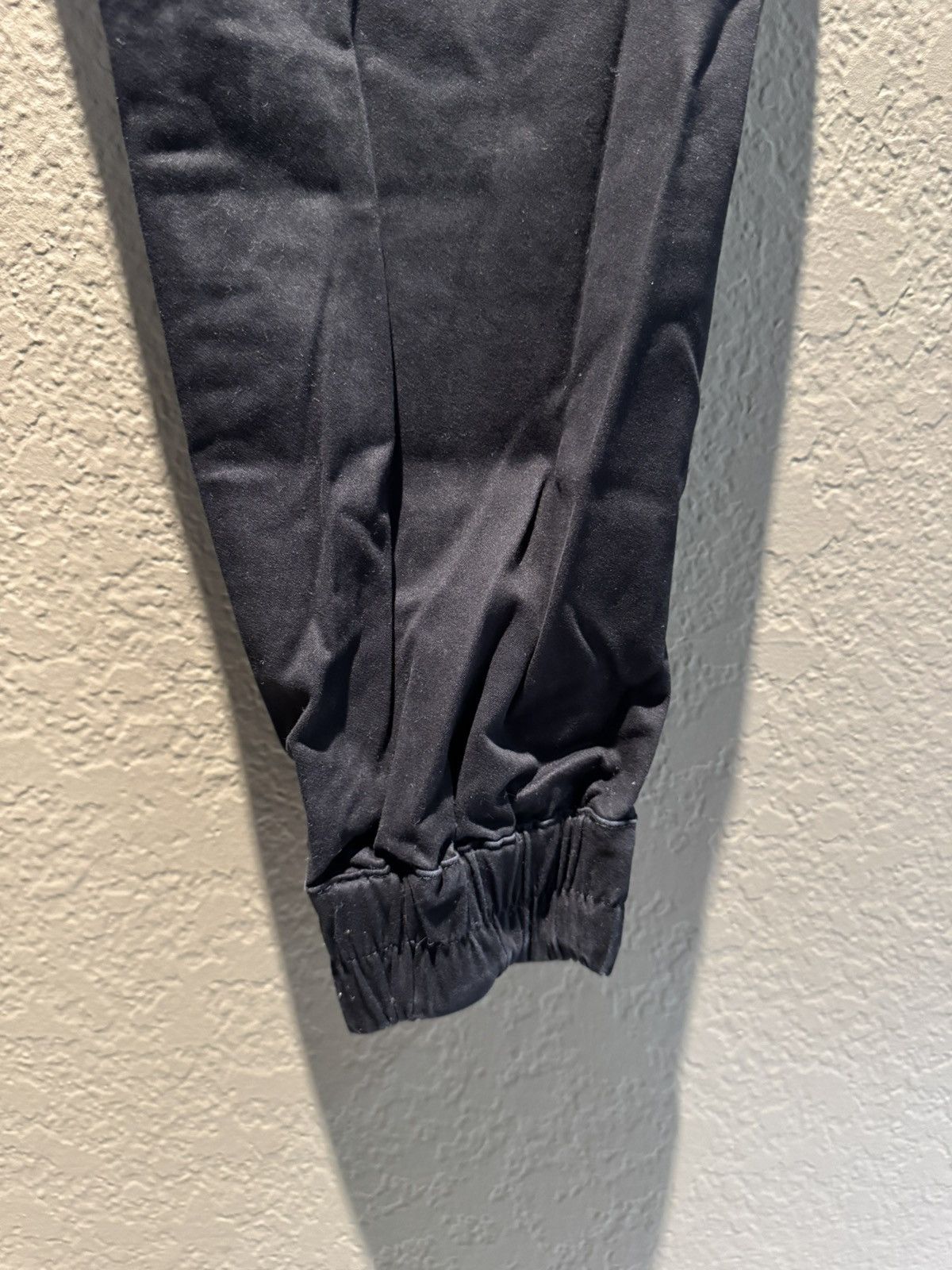 Forever 21 Forever 21 Parachute Balloon Cargo Cuff Pants Black Cotton Size US 30 / EU 46 - 13 Thumbnail