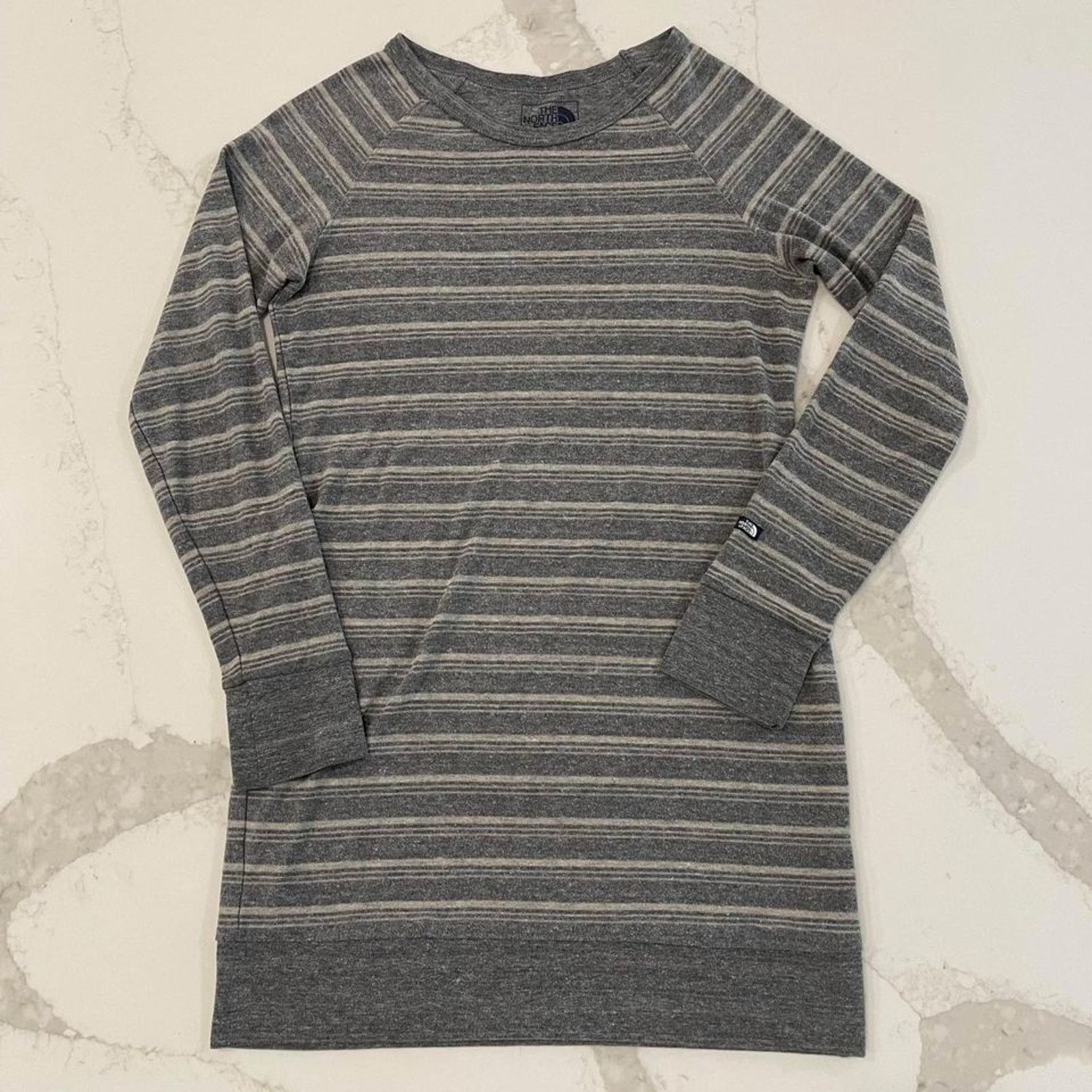 The North Face The North Face Gray Long Sleeve Top/ Dress Women's Medium Size M / US 6-8 / IT 42-44 - 1 Thumbnail