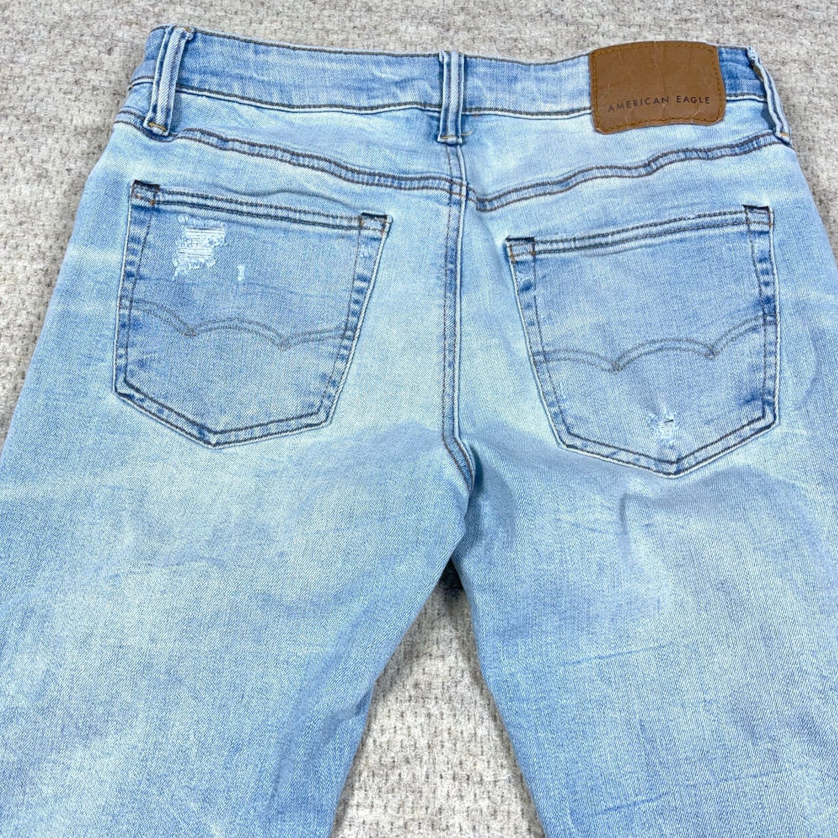 American Eagle Outfitters American Eagle Outfitters Jeans Men 30x34 Athletic Skinny Light Wash Distressed 5-Pocket Denim Blue(Size 30) Mens Size US 30 / EU 46 - 6 Thumbnail