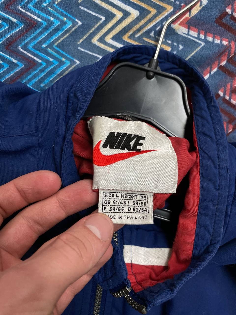 Nike × Vintage Vintage 90s Nike Embroiderd Swoosh Zip Up Windbreaker Jacket Size US L / EU 52-54 / 3 - 2 Thumbnail
