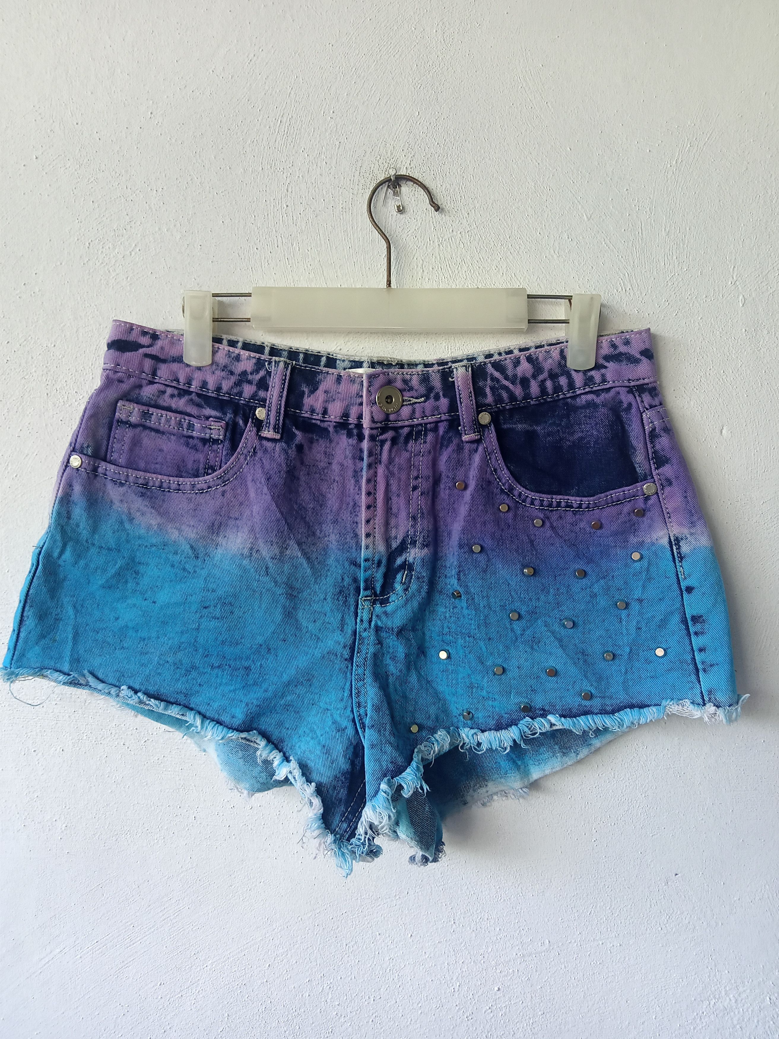 Japanese Brand Japanese Studbutton Tie Dye Short Denim size 30 Size 30" / US 8 / IT 44 - 1 Thumbnail