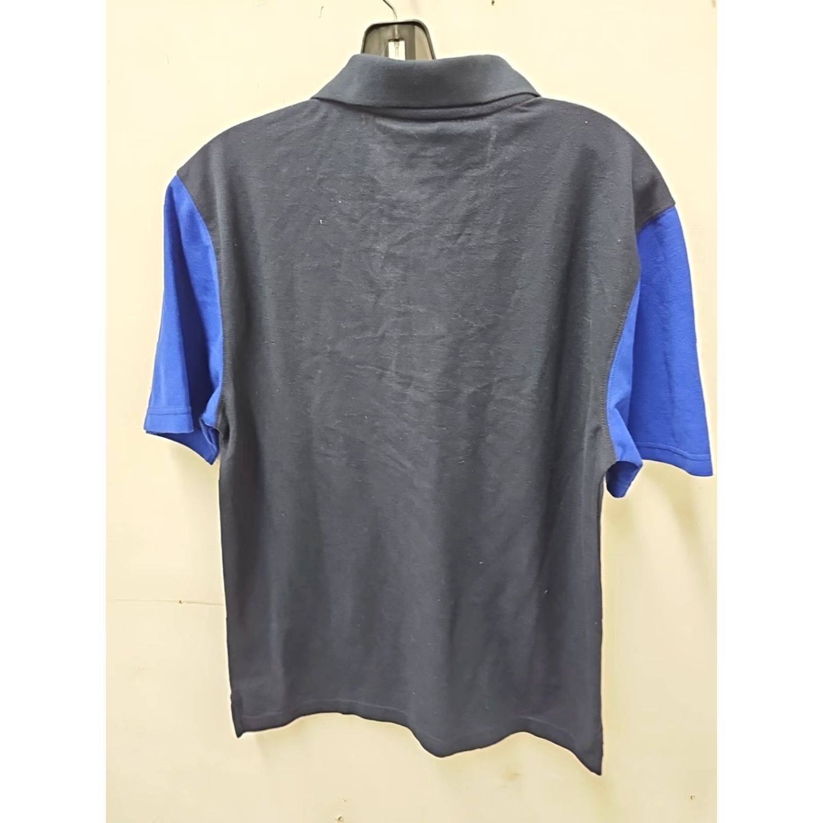 Carhartt Carhartt Polo Mens Small Blue Pocket NWT Shirt United Airlines Model Carhartt Force Regular Cotton Blend Short Sleeve Collared Pocketed Formality: N/A Size US S / EU 44-46 / 1 - 2 Thumbnail