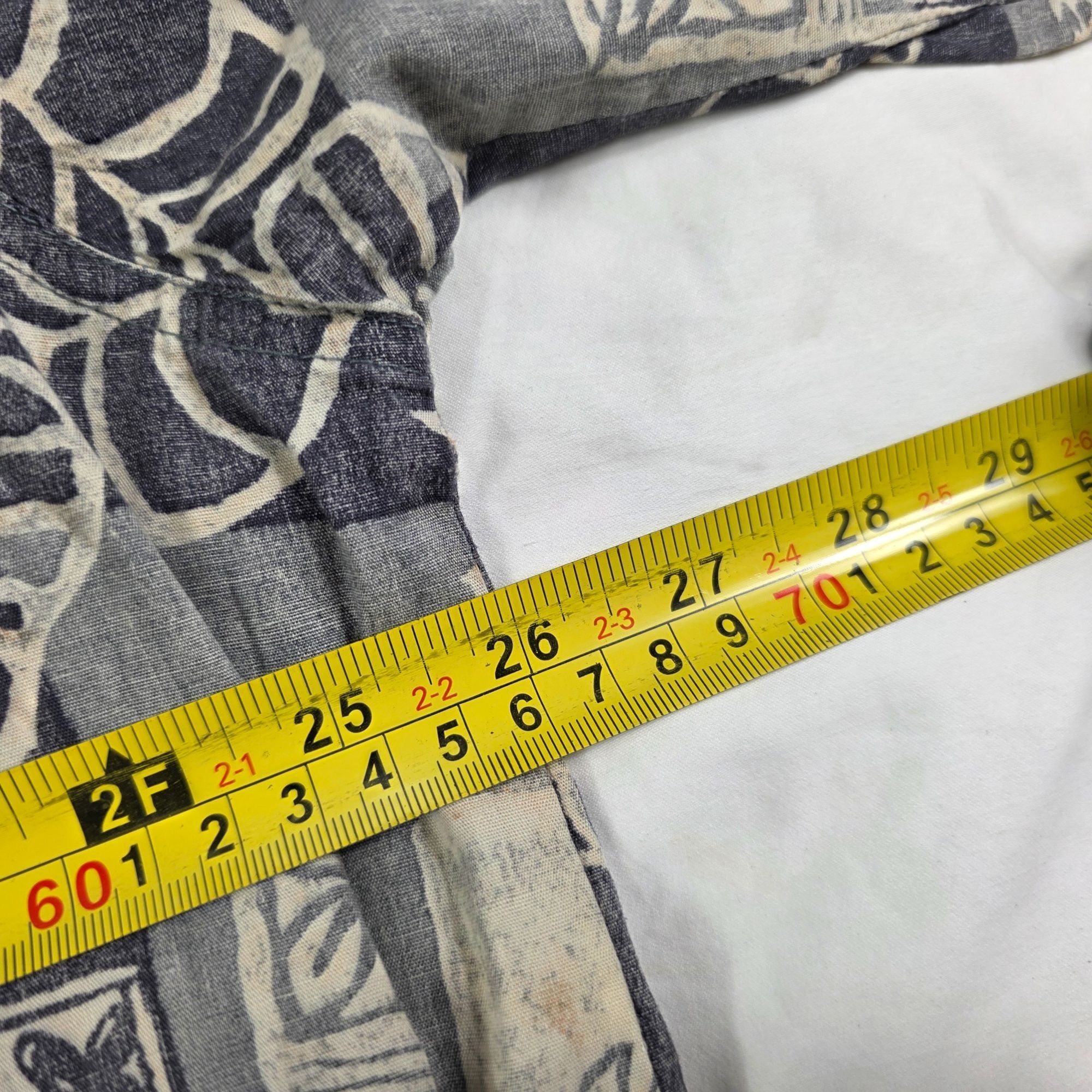 Other Vintage Go Barefoot Mens Size XL Gray Shirt Tropical Tapa Re Size US XL / EU 56 / 4 - 7 Thumbnail