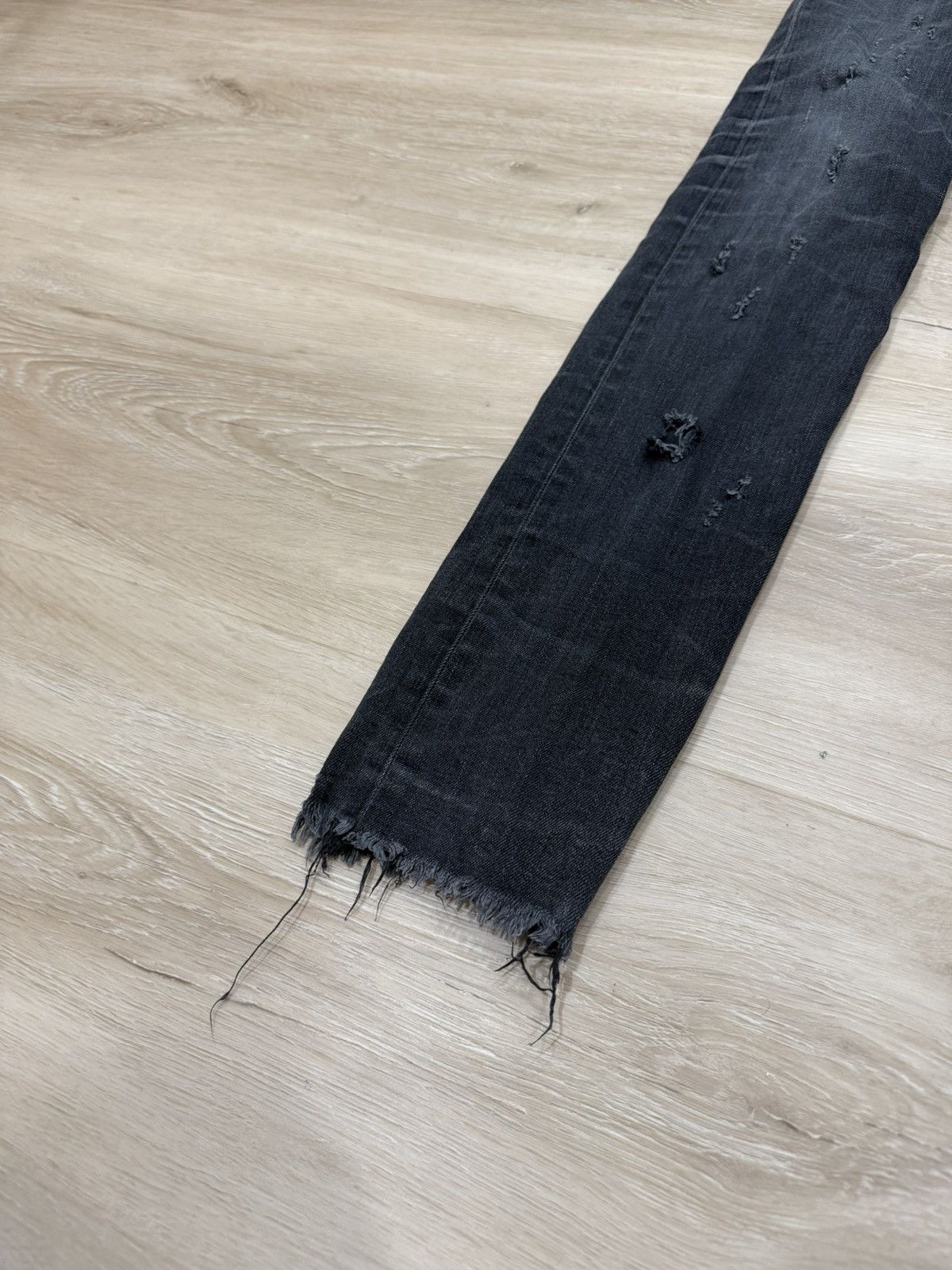 Saint Laurent Paris Saint Laurent Distressed Skinny Denim Jeans Size US 30 / EU 46 - 4 Thumbnail