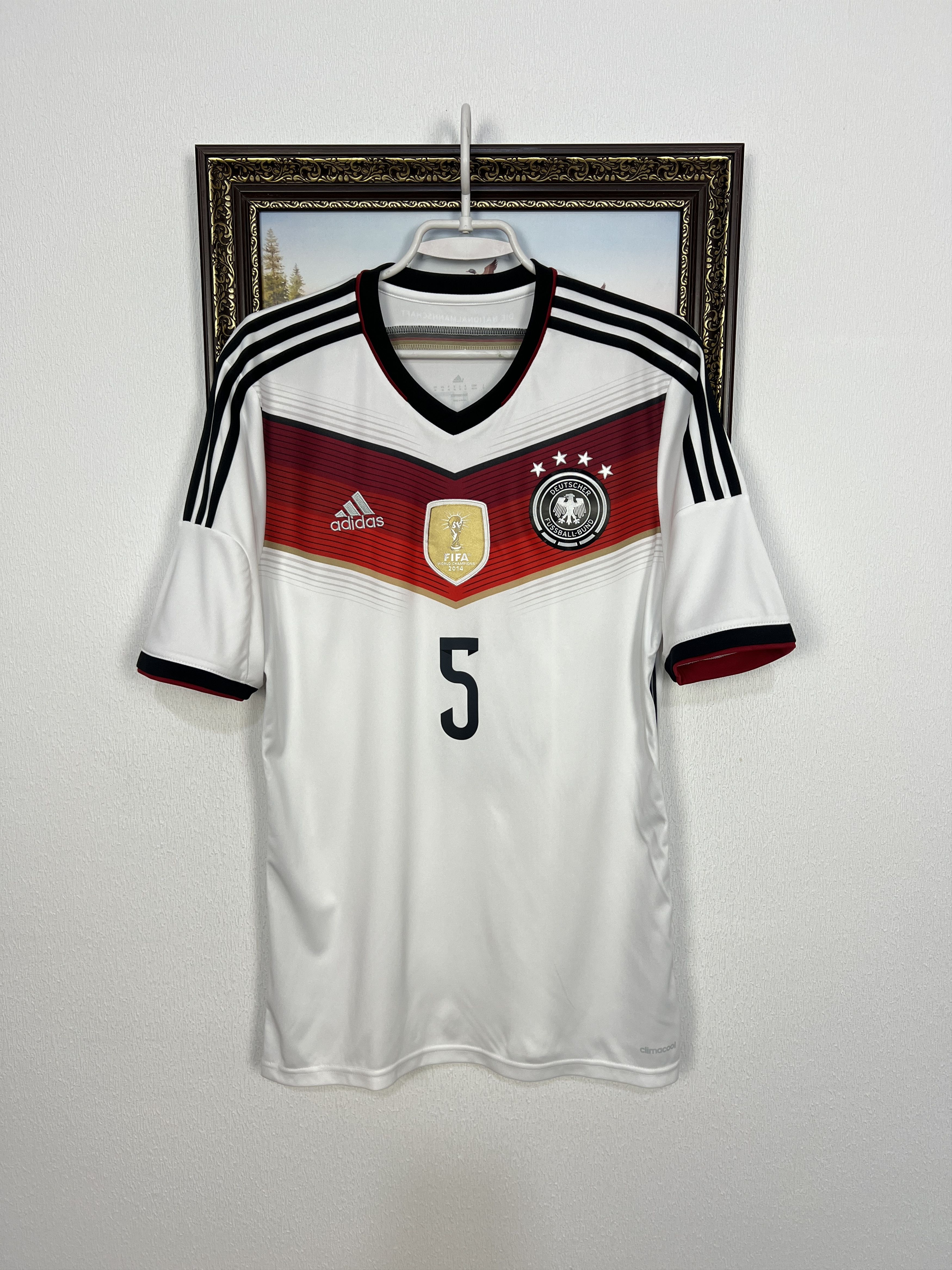 Adidas Germany Home football shirt 2014 Soccer #5 Hummels Adidas Size US M / EU 48-50 / 2 - 4 Thumbnail