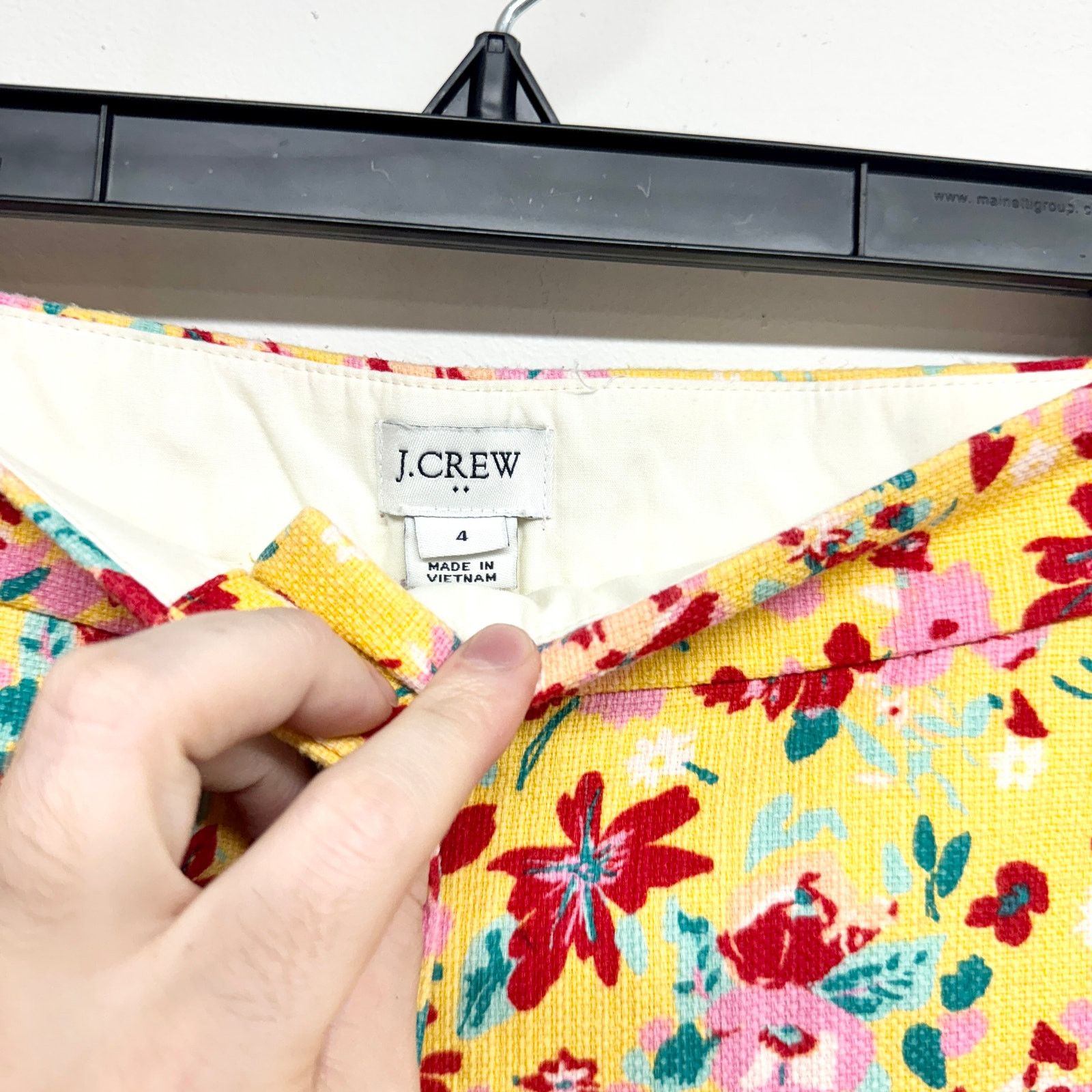 J.Crew J.Crew Mercantile 5" Patterned Basket Weave Shorts Size 4 Size 27" / US 4 / IT 40 - 2 Thumbnail