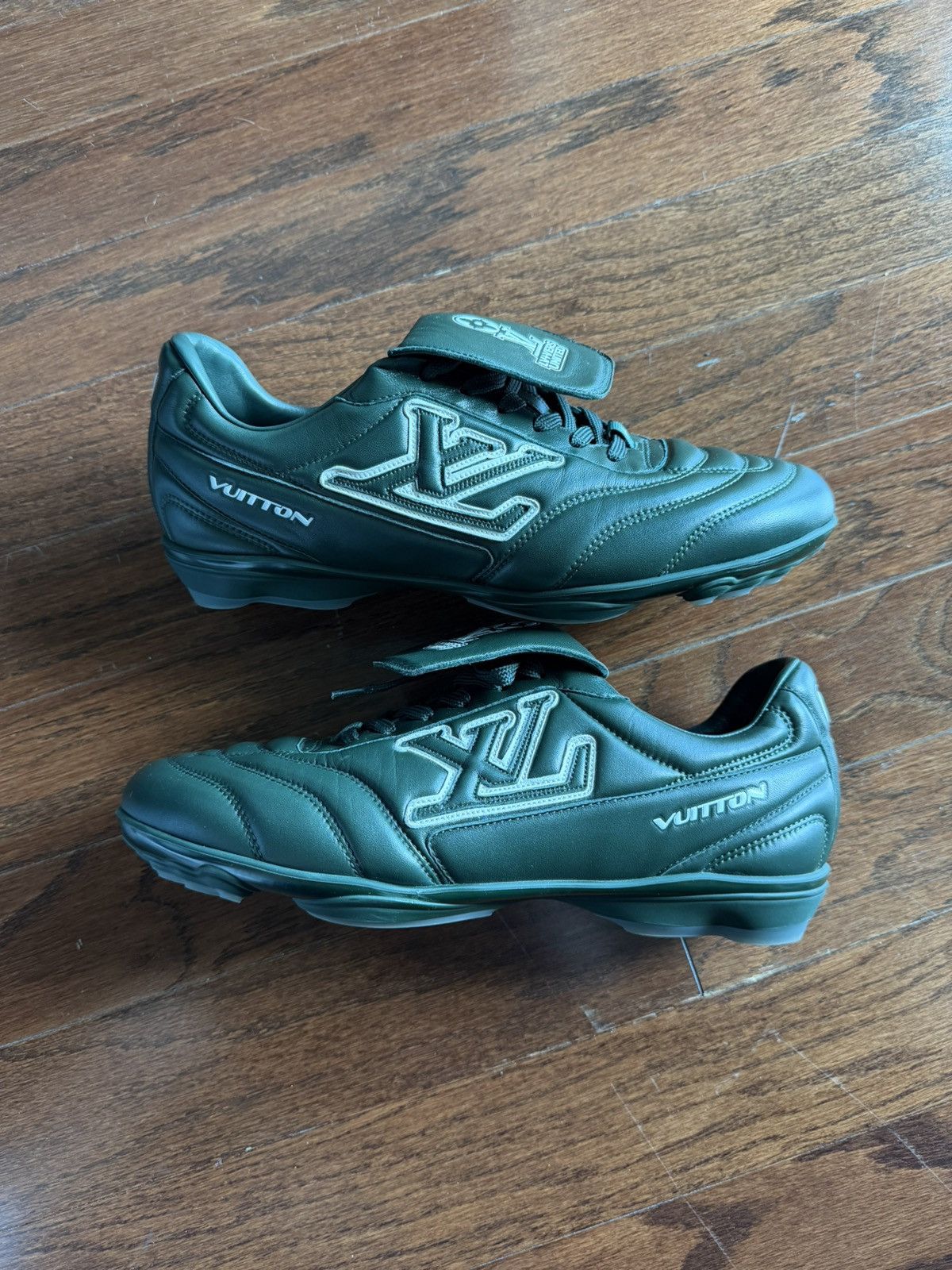 Louis Vuitton Louis Vuitton LV Footprint Sneaker Shoe Dark Green Size US 10 / EU 43 - 2 Thumbnail