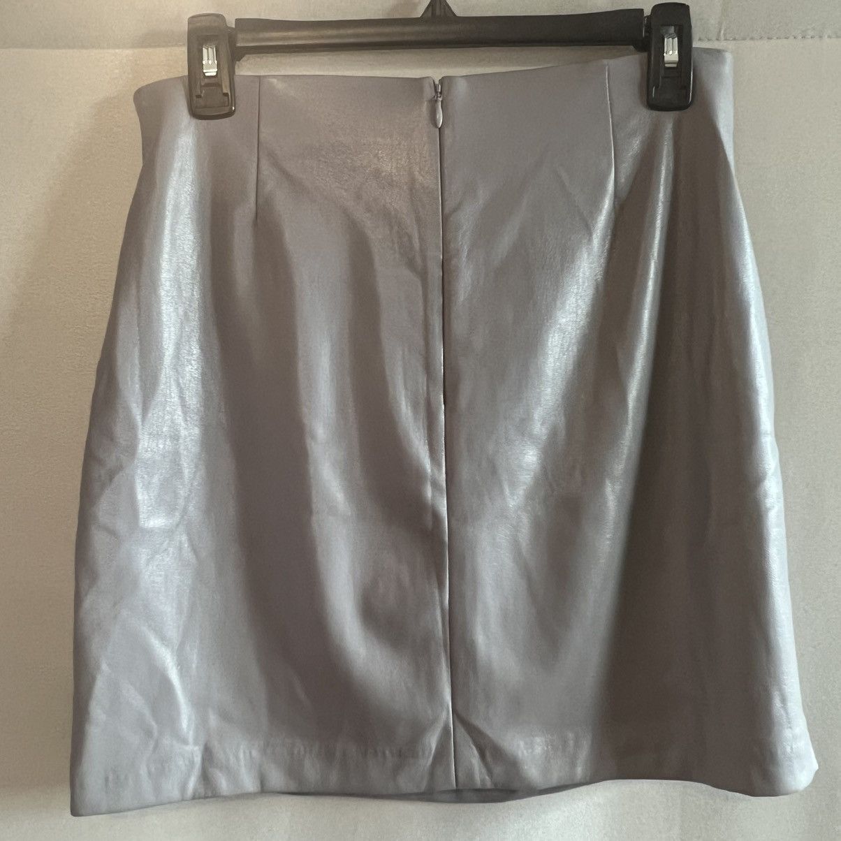 Aritzia Aritzia Wilford “Angie“ Gray Leather Skirt Size 28" / US 6 / IT 42 - 2 Thumbnail