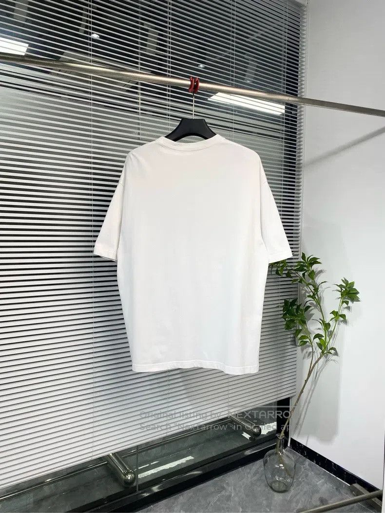 Balenciaga Balenciaga Band model portrait, short-sleeved, loose fit, Size US L / EU 52-54 / 3 - 2 Thumbnail