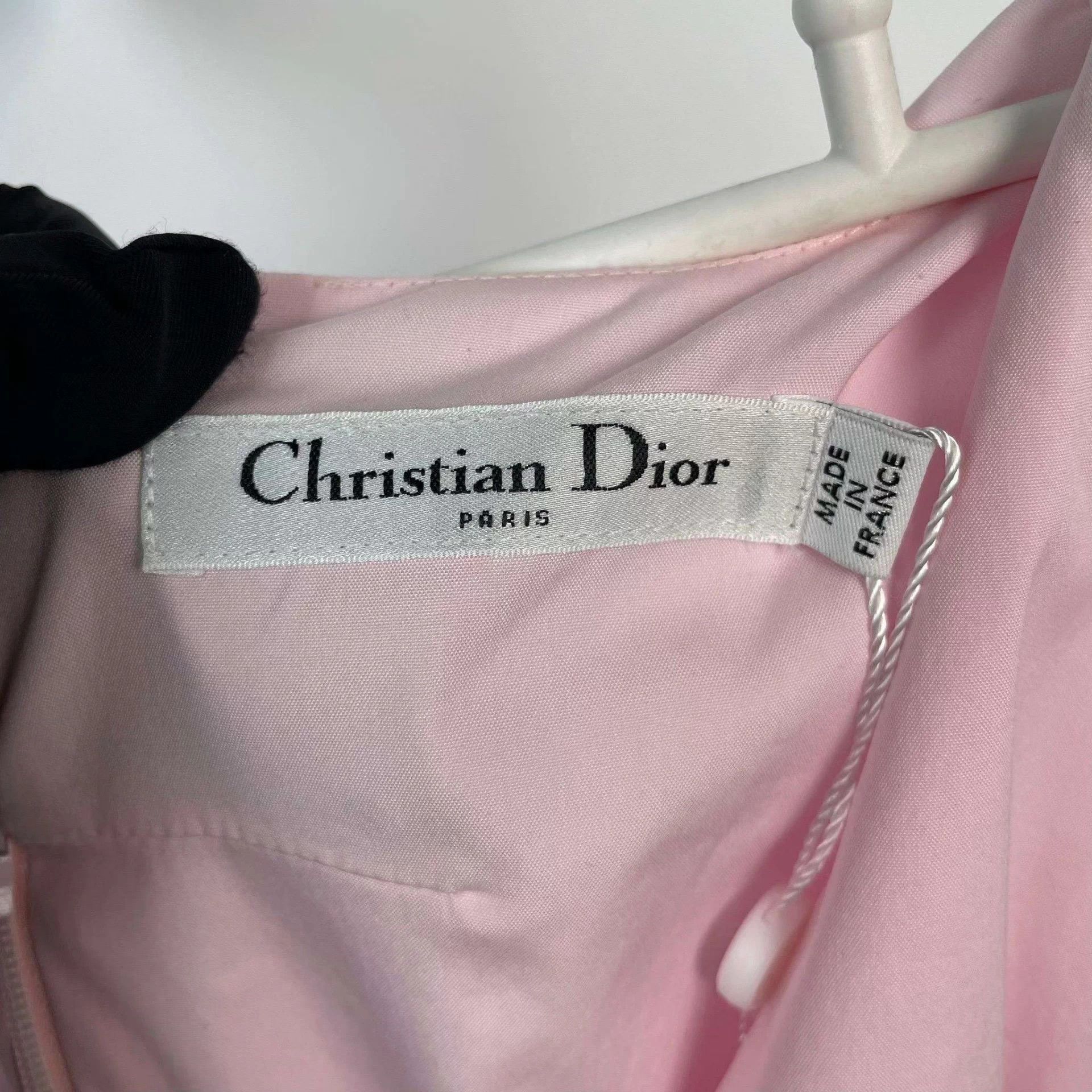 Dior Dior V-neck pink dress 36 Size XS / US 0-2 / IT 36-38 - 3 Thumbnail