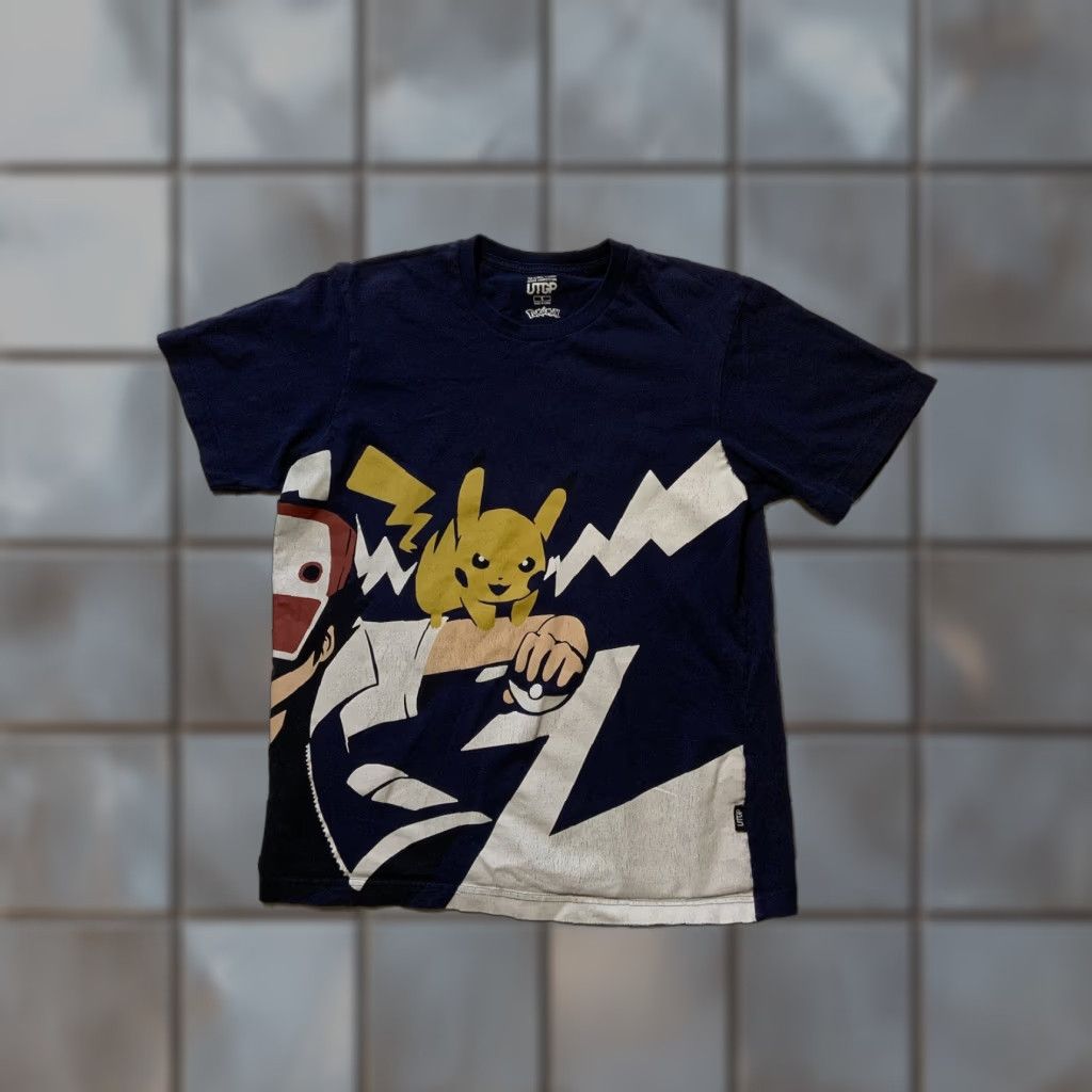 Uniqlo VINTAGE Uniqlo UTGP X Pokémon Pikachu & Ash SS19 Graphic Navy Blue S/S T-Shirt Sz. S Mens Size US S / EU 44-46 / 1 - 1 Thumbnail
