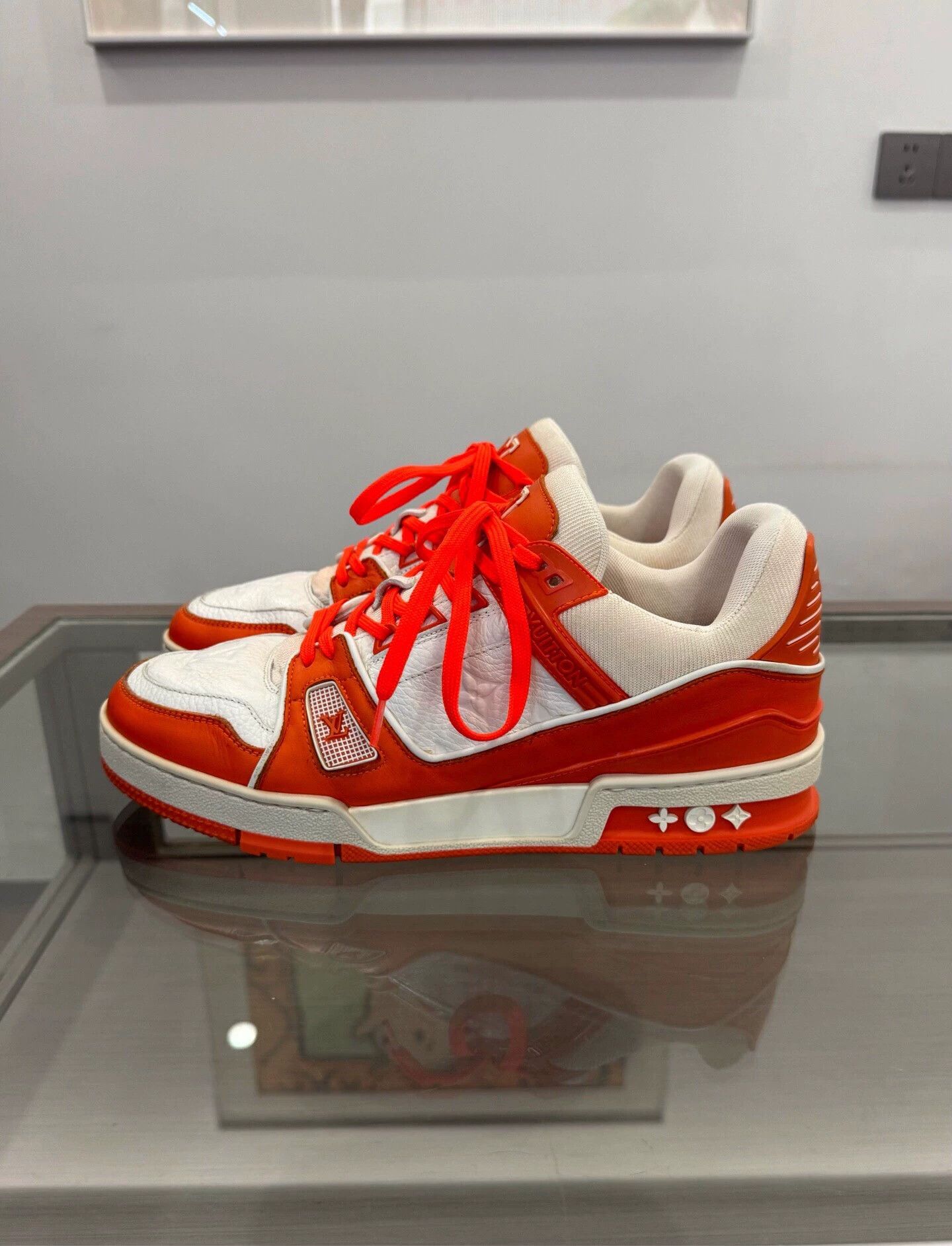 Louis Vuitton Louis Vuitton (LV) Trainer Men's Sneakers/Casual Shoes Size US 8 / EU 41 - 3 Thumbnail