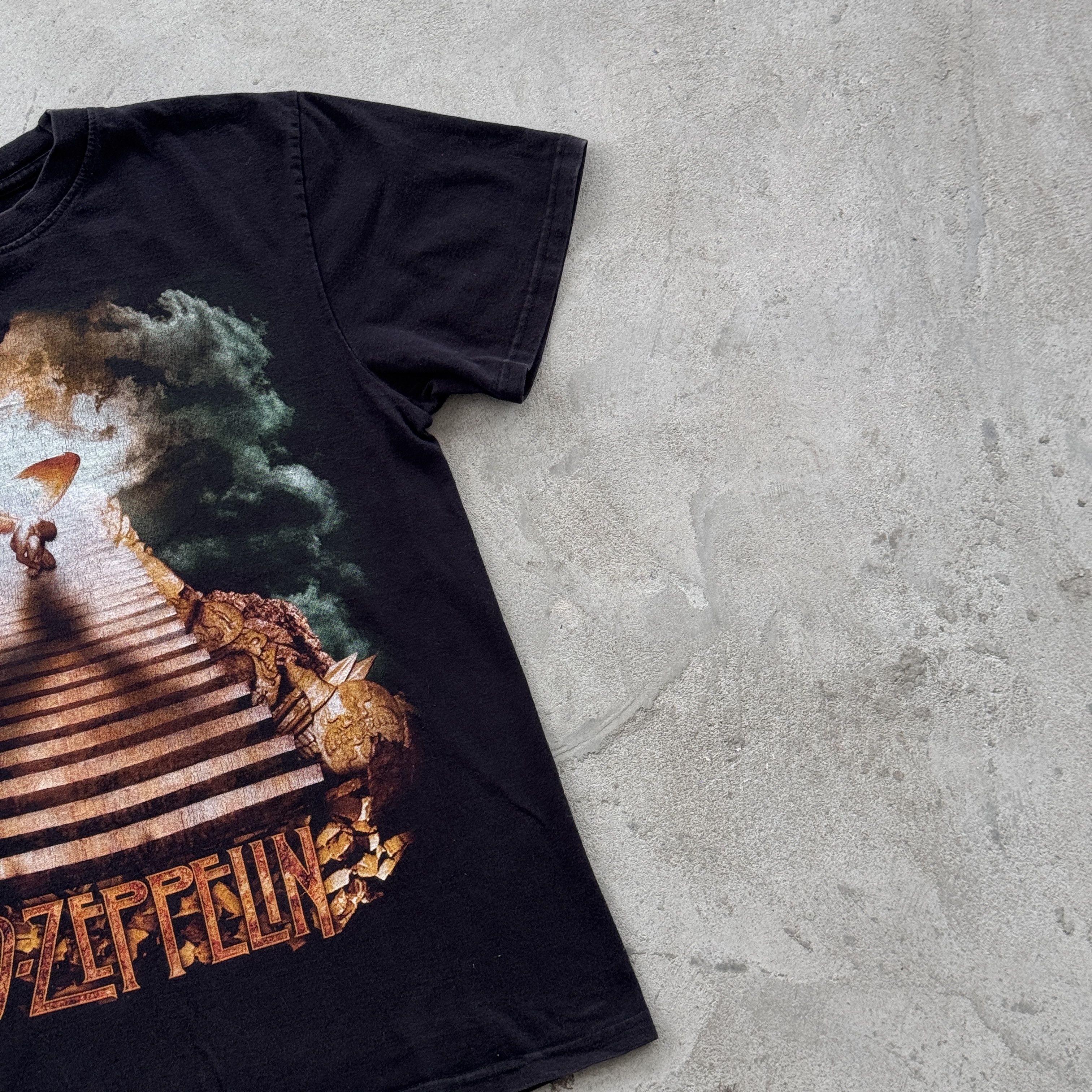 Led Zeppelin Led Zeppelin Stairway To Heaven Hot Rock Band Tee M Size US M / EU 48-50 / 2 - 3 Thumbnail