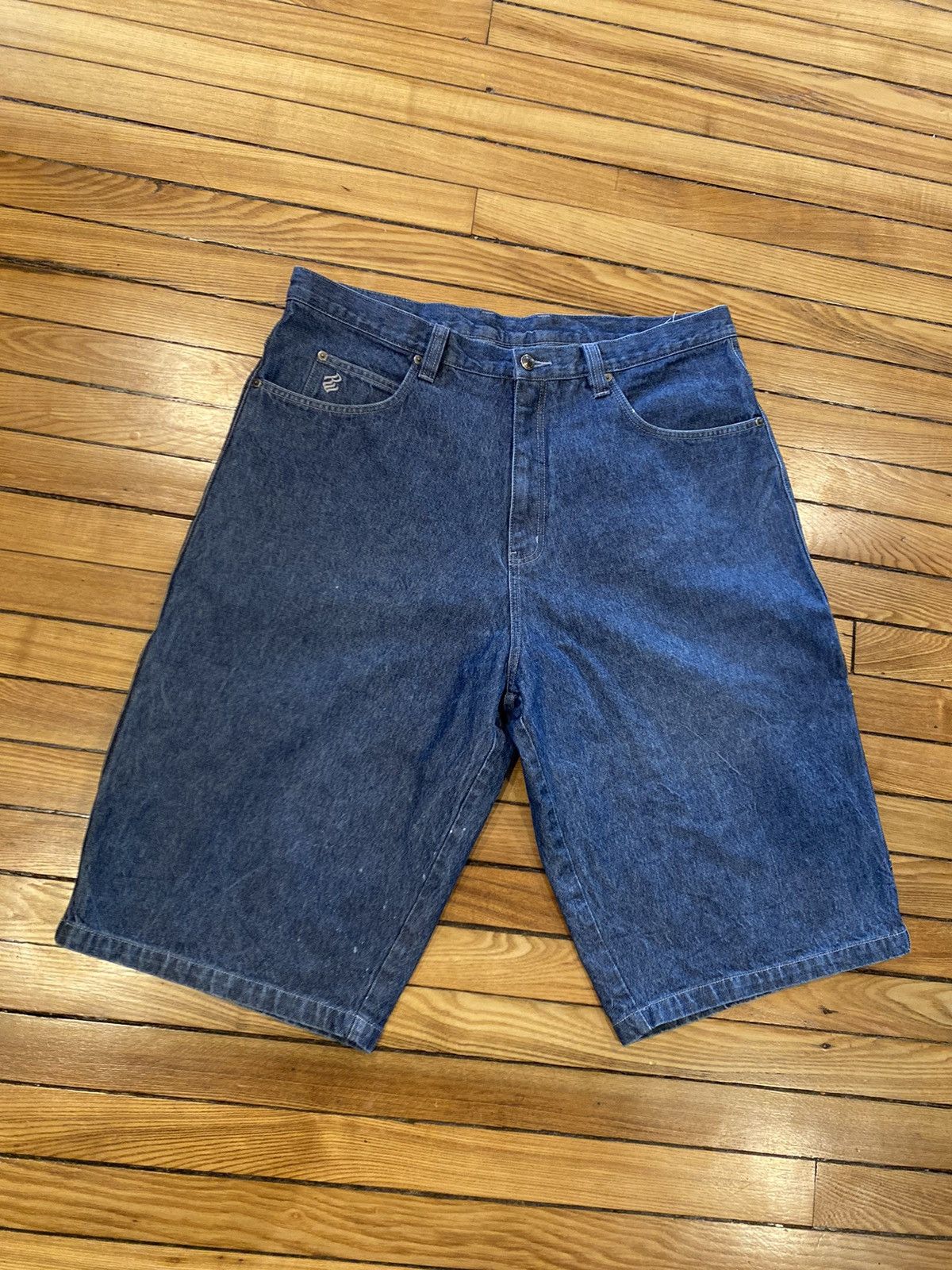 Rocawear Vintage y2k Rocawear jorts long denim shors size 40 baggy Size US 40 / EU 56 - 2 Thumbnail