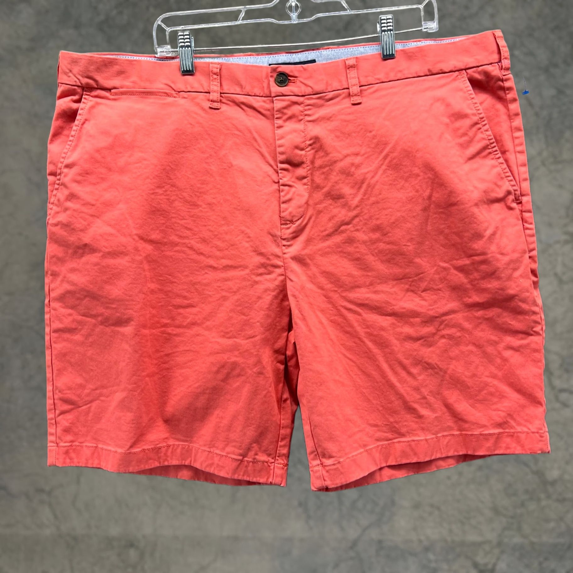 Tommy Hilfiger Tommy Hilfiger Shorts Mens 42 Peach Chino Flat Front Canvas Cotton Classic Size US 42 / EU 58 - 1 Thumbnail