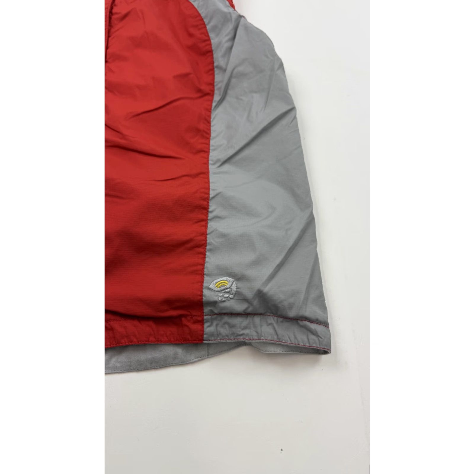 Mountain Hardwear VEST Mountain Hardwear Womens Small Red Gray Packable Lightweight Outdoor Hiking Size S / US 4 / IT 40 - 2 Thumbnail