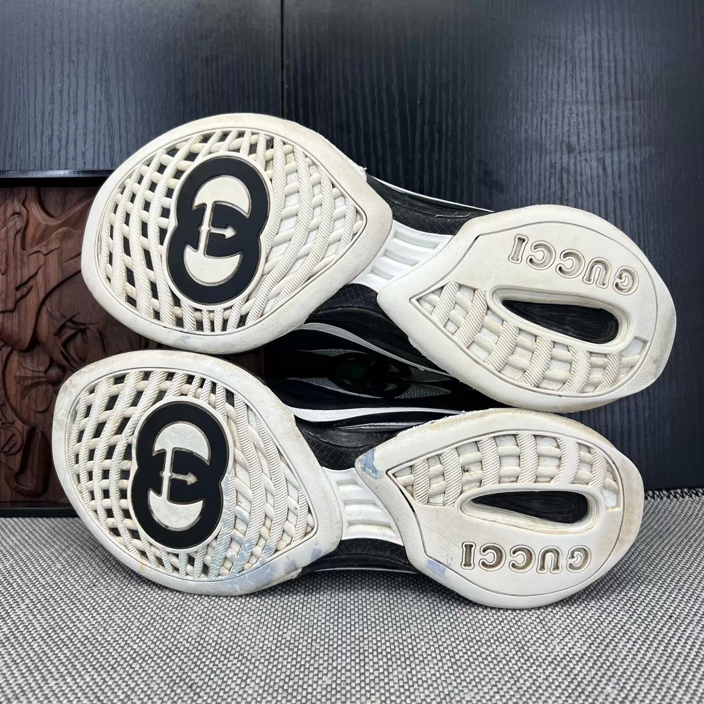 Gucci Gucci Run Black & White 41.5 Box Size US 8.5 / EU 41-42 - 7 Thumbnail