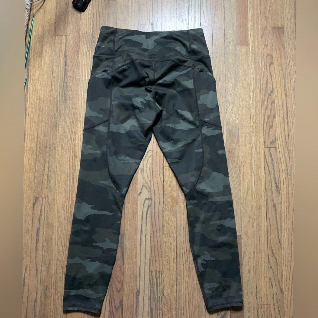 Athleta Athleta Camo Leggings Women S Ankle Multicolor Color Size S Regular Size 28" / US 6 / IT 42 - 3 Thumbnail
