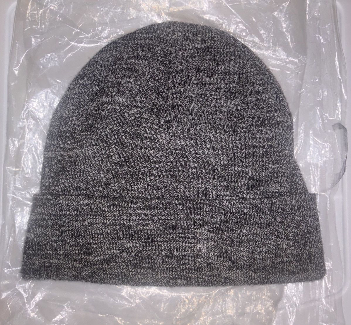 H&M H&M Grey Beanie Hat One Size Awesome Hat In Nice Shape Size ONE SIZE - 3 Thumbnail