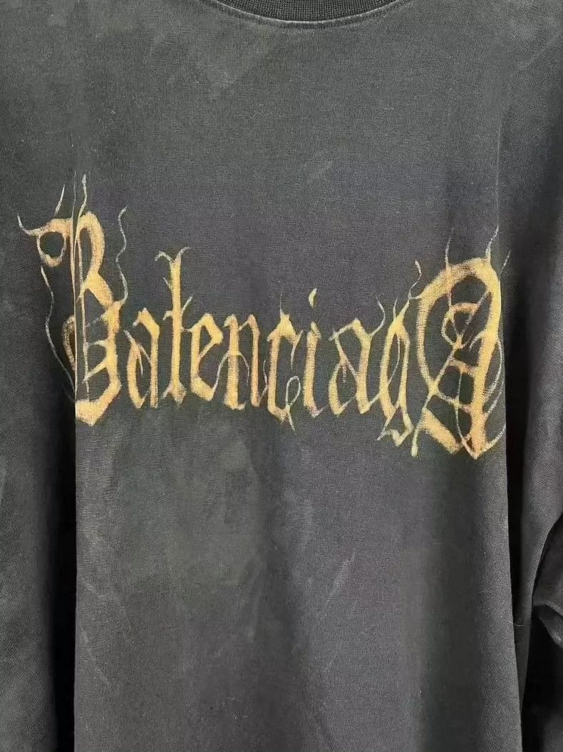 Balenciaga Balenciaga 23SS mud-dyed Sanskrit short sleeves are old mo Size US M / EU 48-50 / 2 - 4 Thumbnail