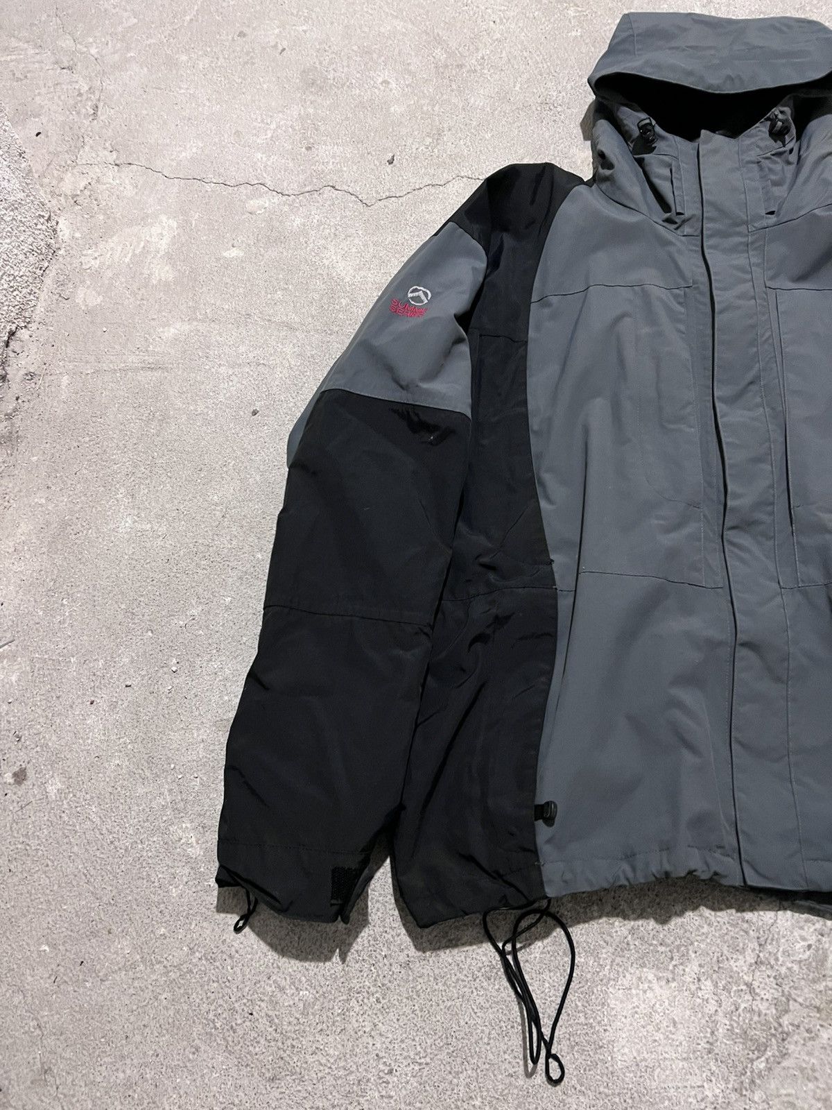 The North Face Vintage The North Face Gore-tex Jacket Size US L / EU 52-54 / 3 - 2 Thumbnail