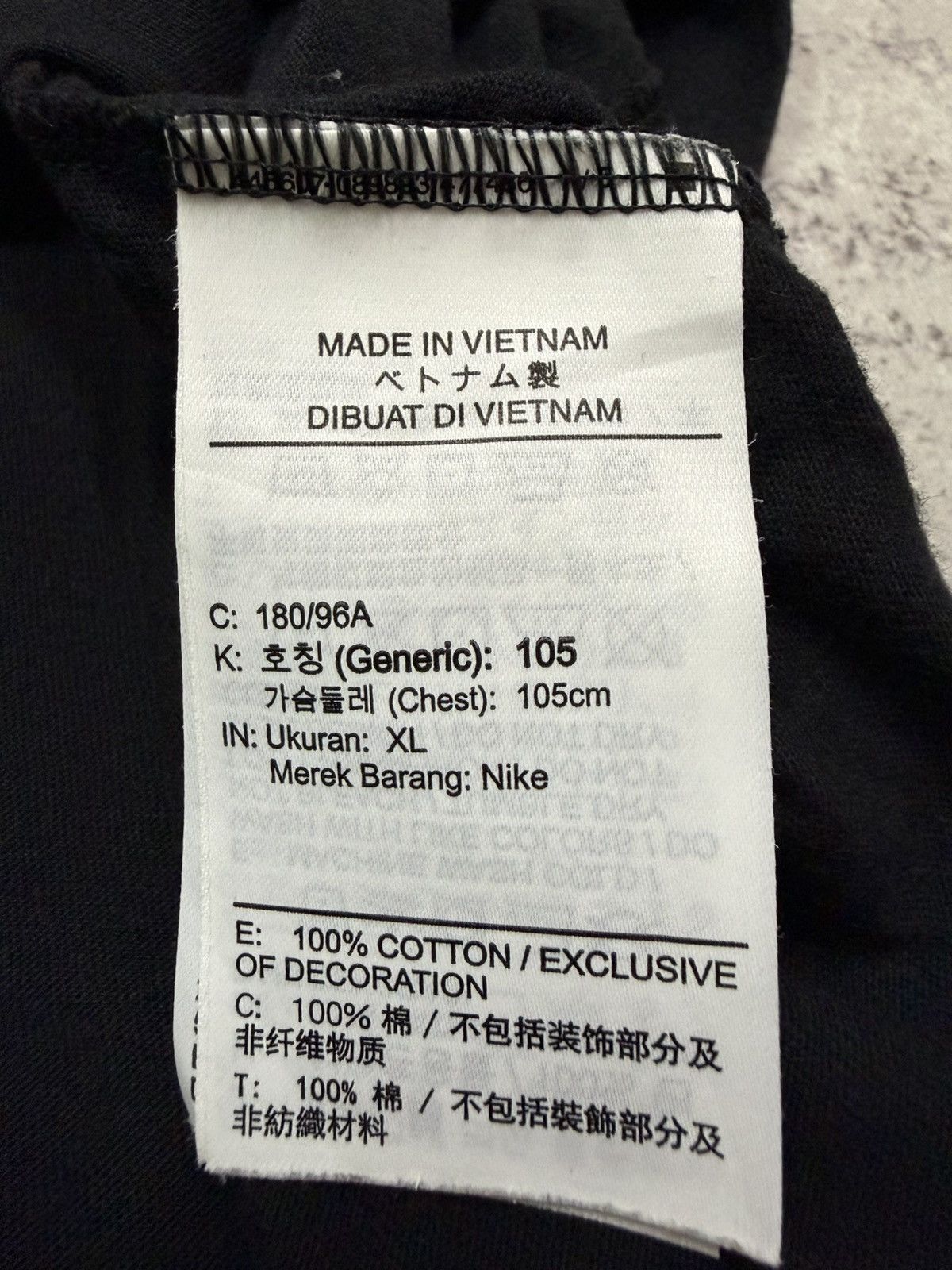Nike The Nike Tee biglogo swoosh tshirt Size US L / EU 52-54 / 3 - 9 Thumbnail