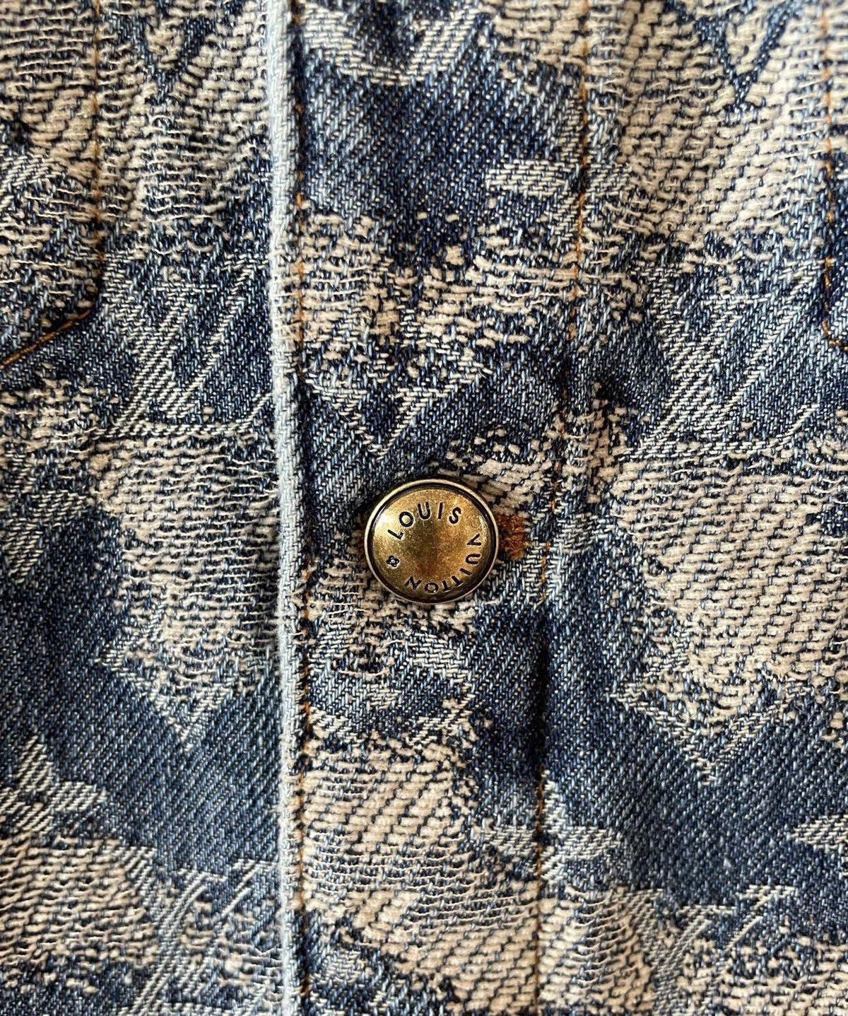 Louis Vuitton Louis Vuitton 50 Floral Tapestry Monogram Denim Jacket Size US M / EU 48-50 / 2 - 5 Thumbnail