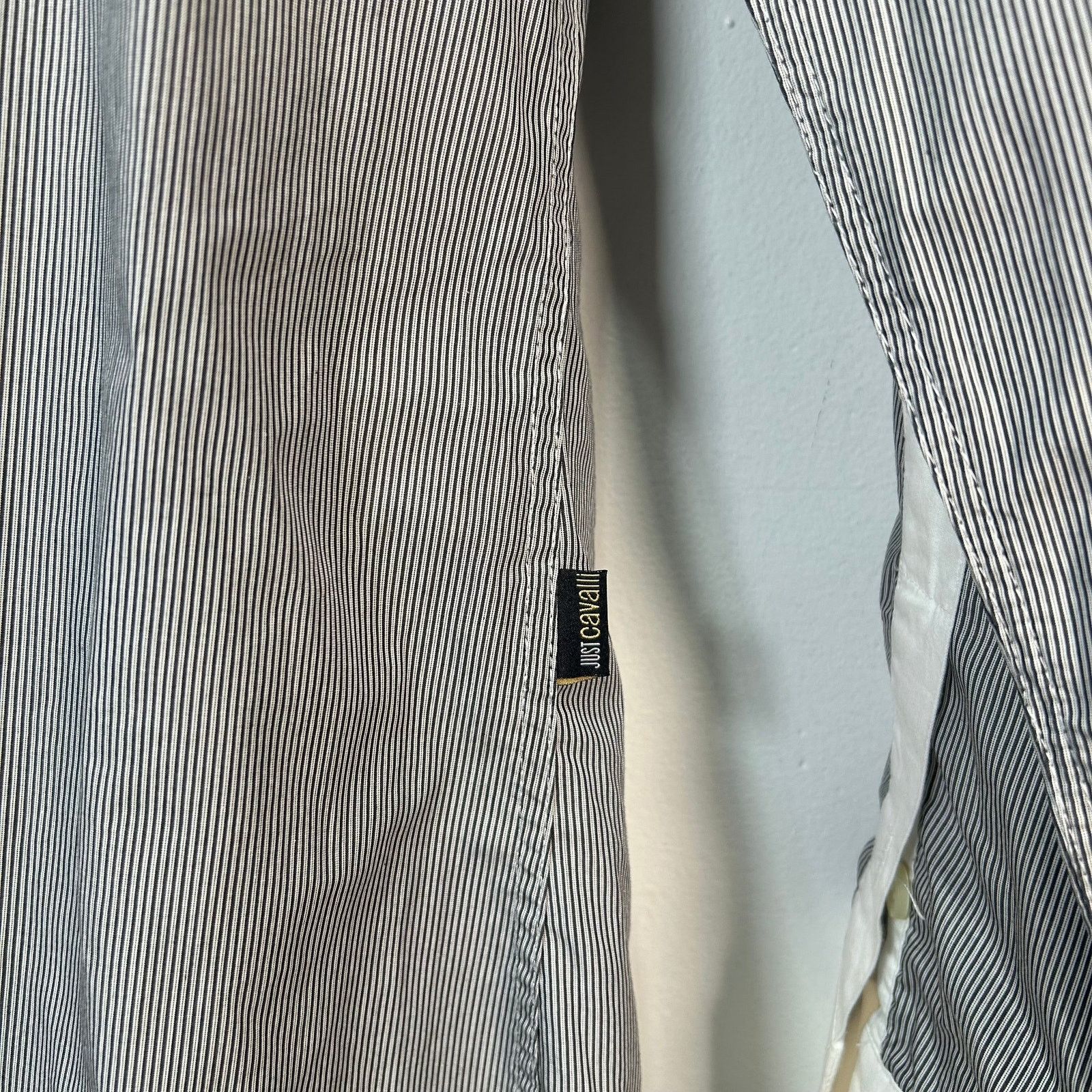 Just Cavalli Just Cavalli Strip Button Up Shirt Size S Size US S / EU 44-46 / 1 - 3 Thumbnail