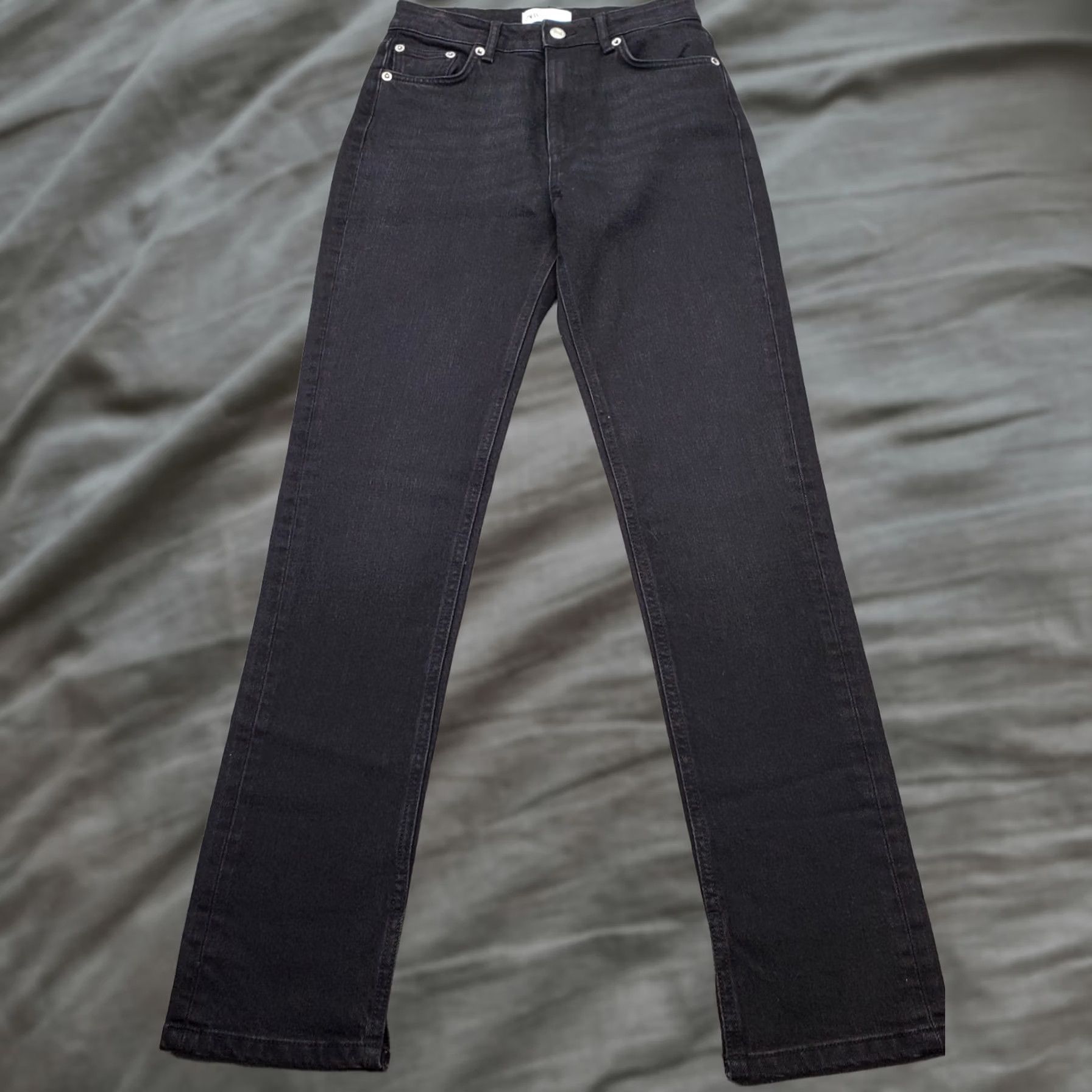 Zara Zara Womens Jeans 4 Black Denim Stretch Straight Leg 31" Inseam Dark Wash 5-Pocket Regular Size 4 Womens Size: 4 Black Jeans Size 27" / US 4 / IT 40 - 1 Thumbnail