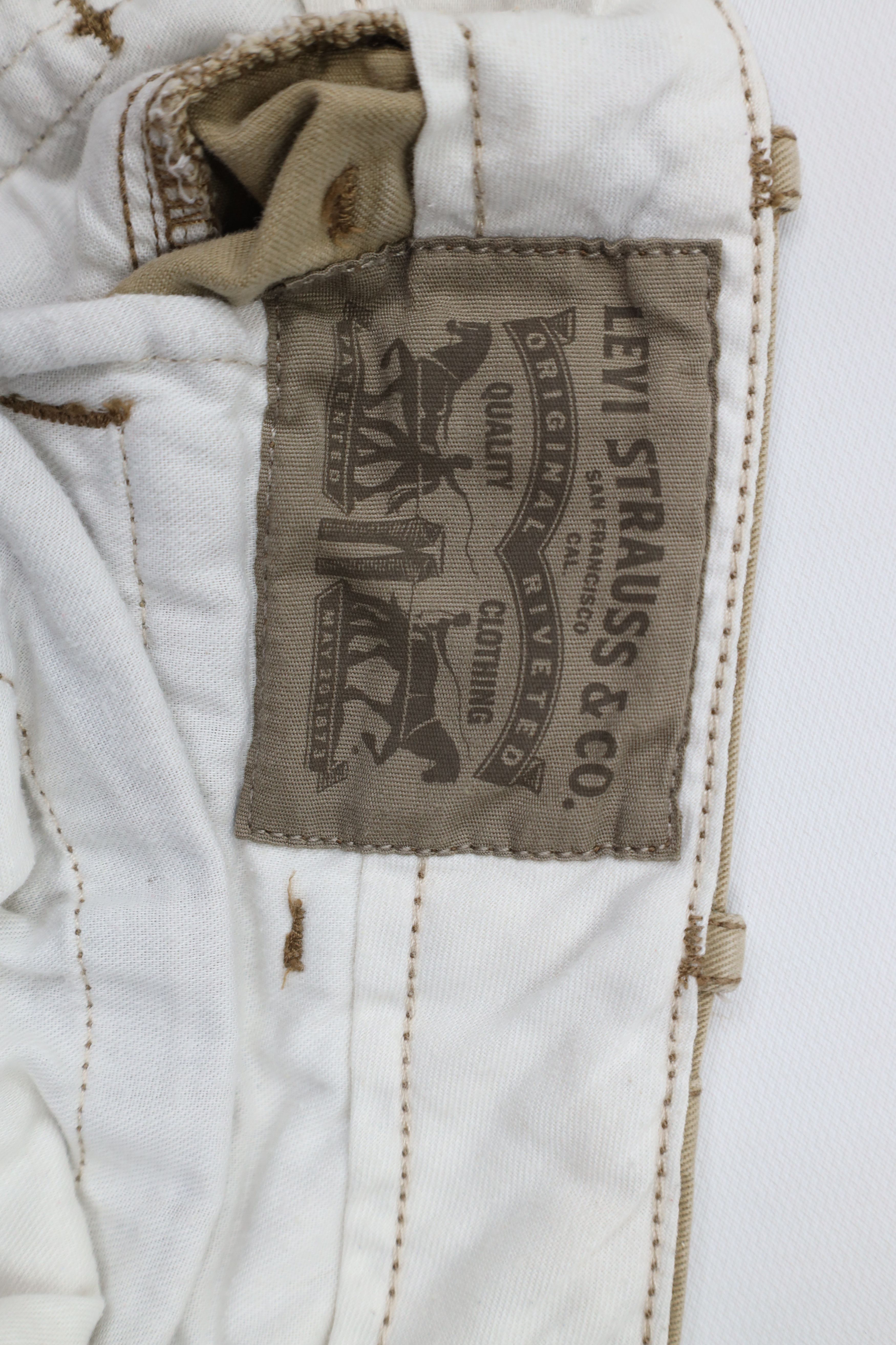 Levi's × Vintage Vintage Y2K Levis Baggy Wide Leg Cargo Pants Beige Cotton Size US 40 / EU 56 - 3 Thumbnail