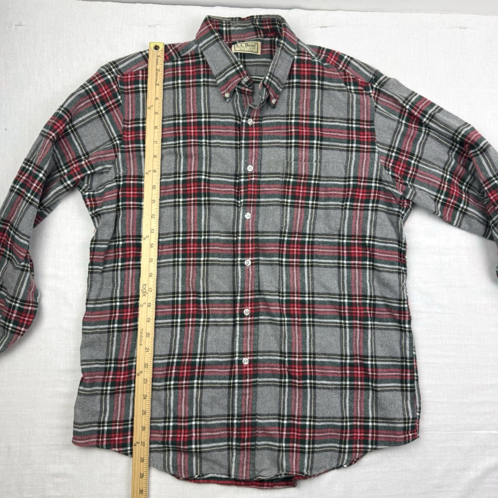 Vintage VINTAGE L.L. Bean Button-Up Shirt Plaid Gray Adult XL Long Sleeve Regular Mens 90s Outdoor Size US XL / EU 56 / 4 - 6 Thumbnail