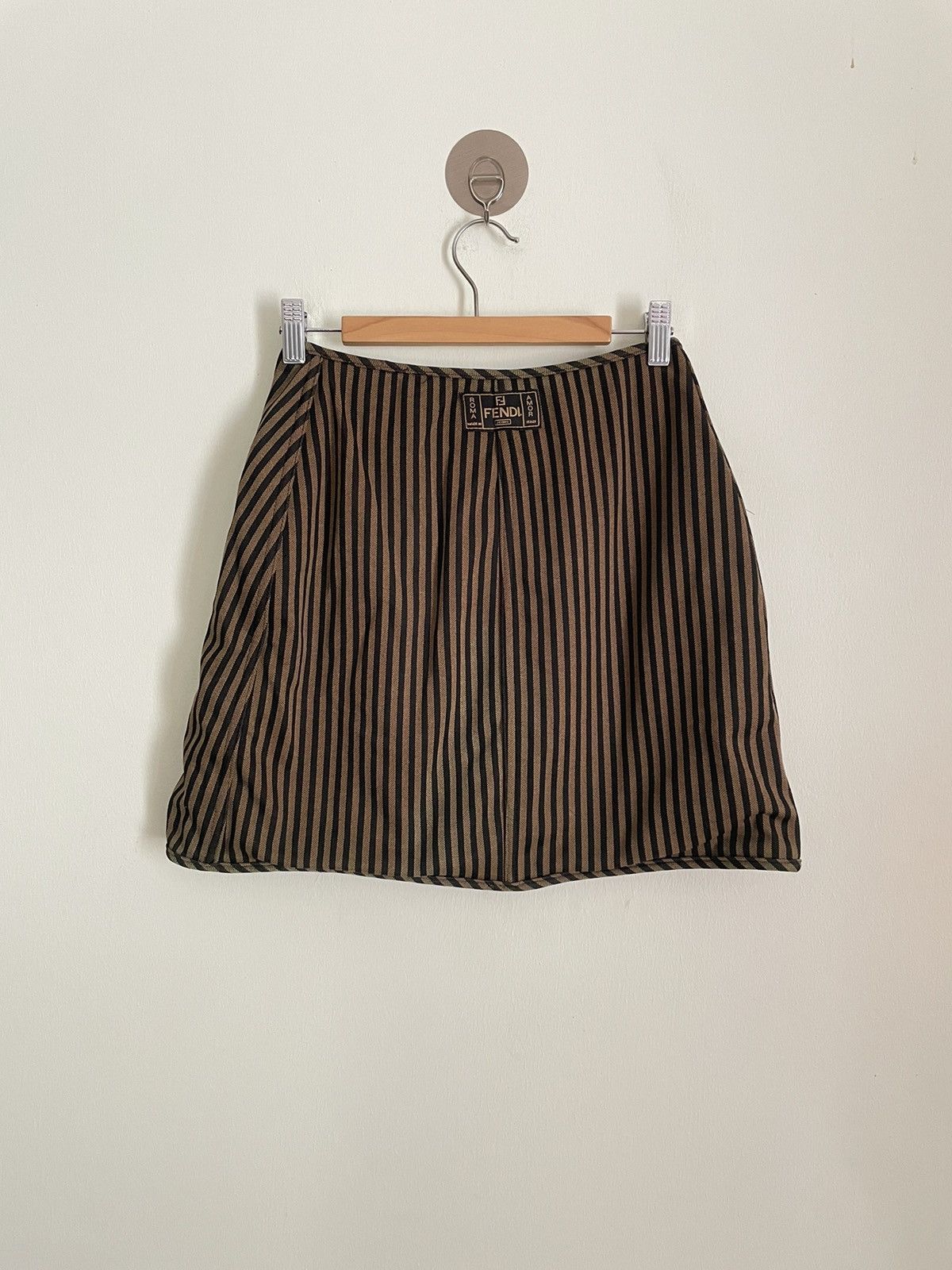 Designer × Fendi × Vintage Fendi wrap mini skirt Size 24" / US 00 / IT 34 - 2 Thumbnail