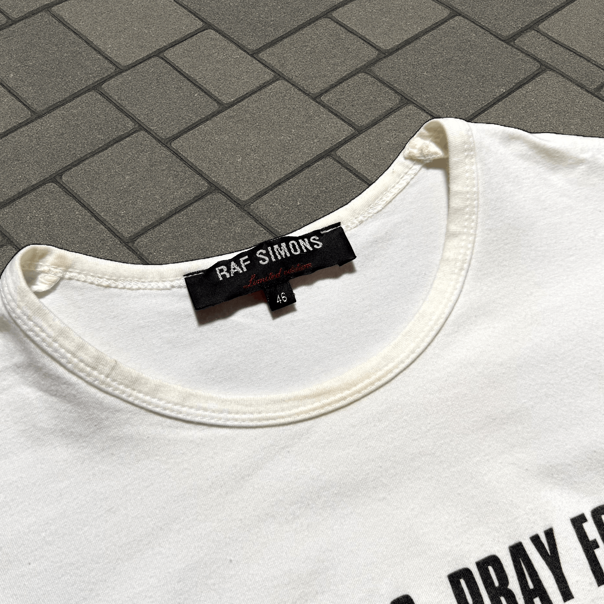 Raf Simons SS02 Raf Simons ‘Stray Souls’ Tee Size US M / EU 48-50 / 2 - 2 Thumbnail